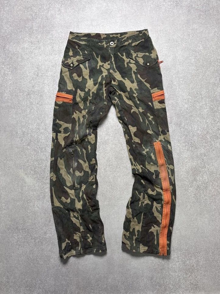 Dolce & Gabbana Vintage Dolce & Gabbana Baggy Cargo Camo Pants 30 Size US 30 / EU 46 - 1 Thumbnail