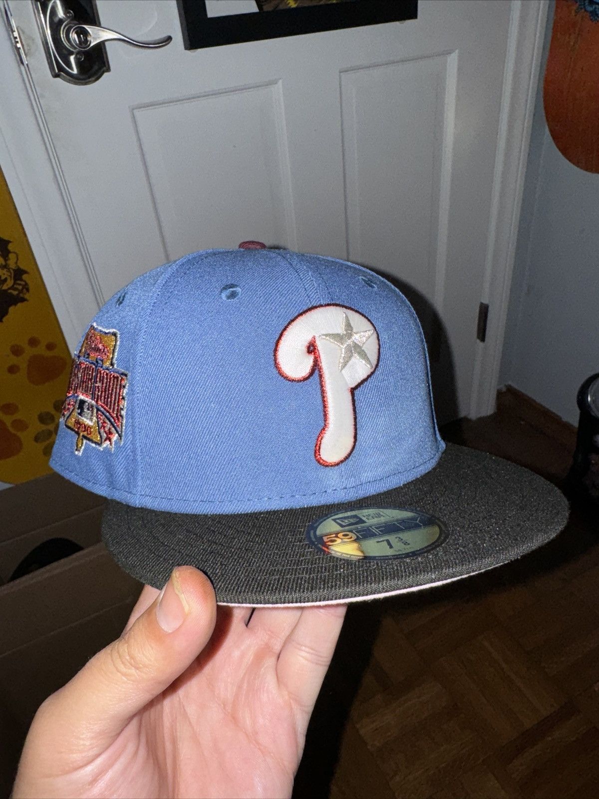 New Era Hat club New Era Loso Phillies 73/8 Dswt Size ONE SIZE - 1 Thumbnail