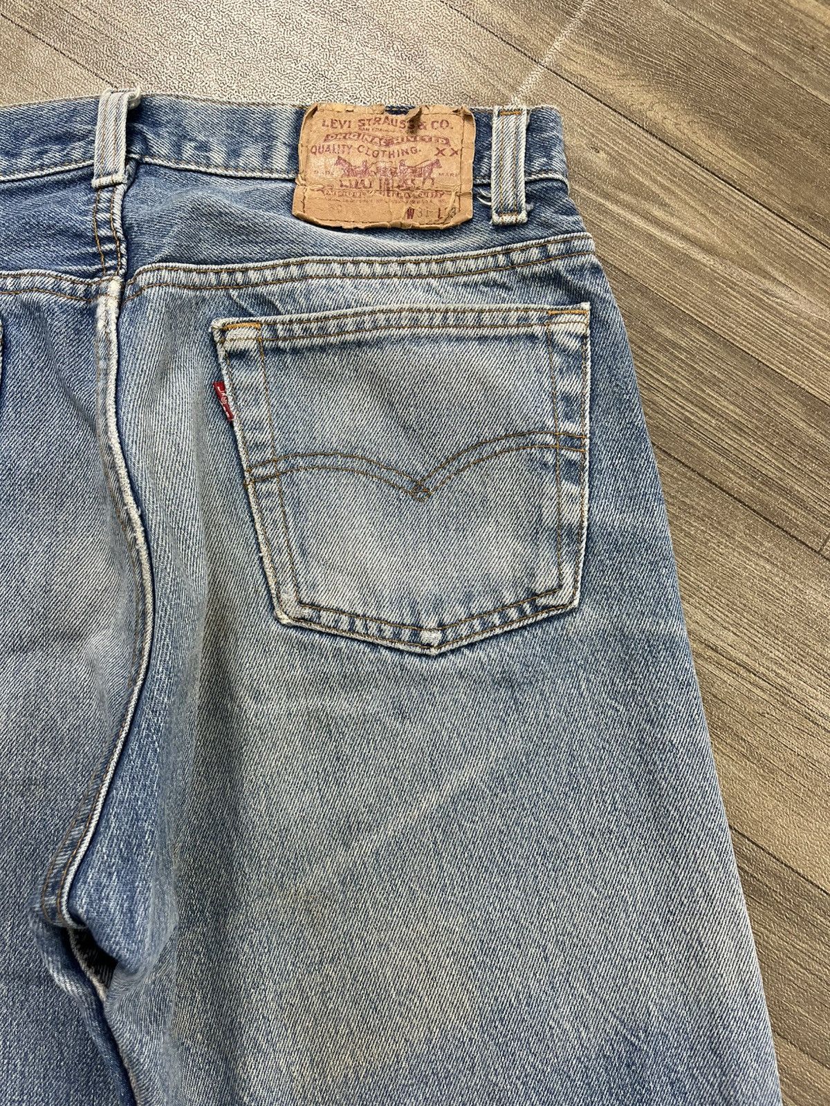 Levi's Vintage Clothing 🇺🇸1990s Vintage Levis 501 31x33 Straight Leg Blue Jeans Size US 29 - 17 Thumbnail