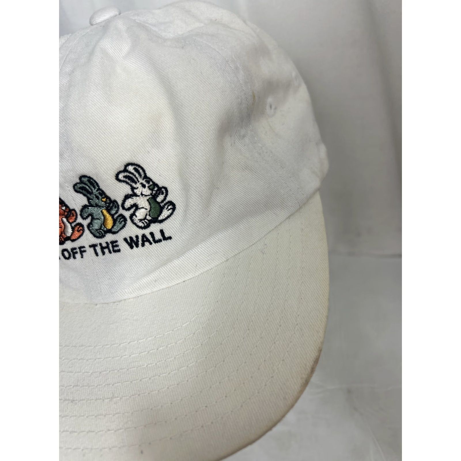 Vans VANS Peace Of Mind Jockey Strapback Hat Dad Hat White Bunnies stains Men Adjustable Cap Size ONE SIZE - 2 Thumbnail