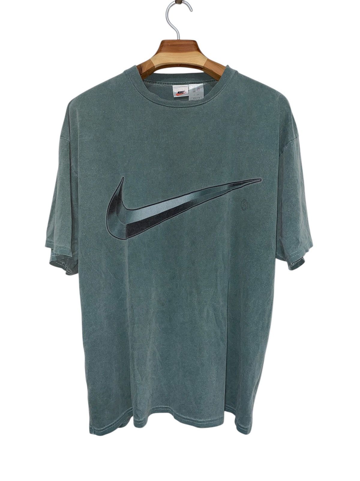 Nike × Vintage Vtg 90s Nike swoosh big logo oversize shirt Size US L / EU 52-54 / 3 - 1 Thumbnail