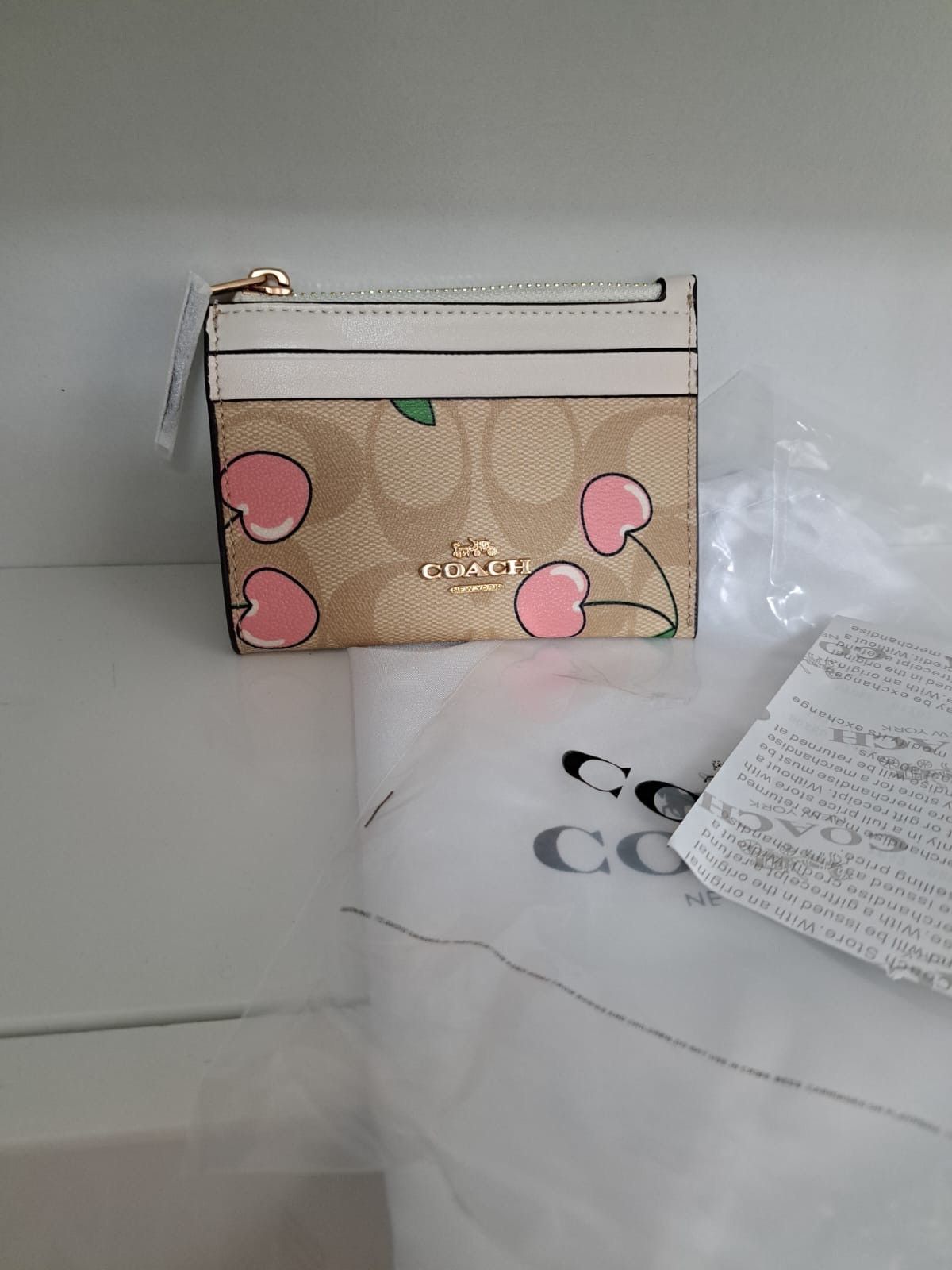 Coach Coach Skinny Cherry ID Card Case With Keychain Size ONE SIZE - 1 Thumbnail