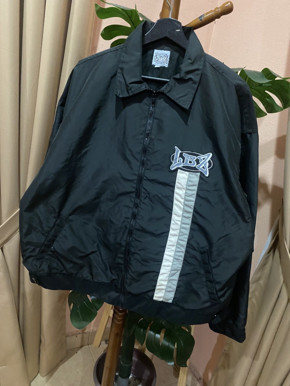 Vintage Vintage LBZ Quality Clothing Black Nylon Bomber Jacket Size US L / EU 52-54 / 3 - 2 Thumbnail