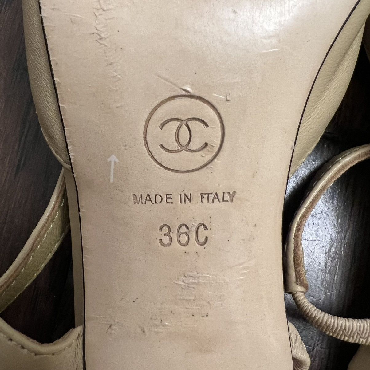 Chanel Authentic Chanel Interlocking CC Logo Goat Leather Size US 5.5 / IT 35.5 - 8 Thumbnail