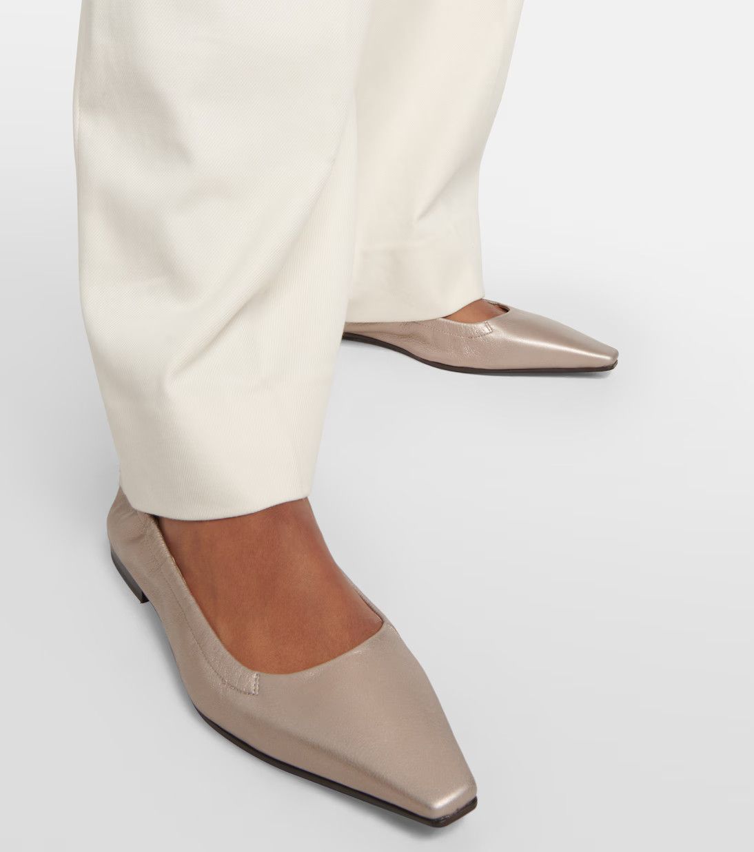 Brunello Cucinelli o1y0725 Ballet Flats in Platinum Size US 7 / IT 37 - 5 Thumbnail