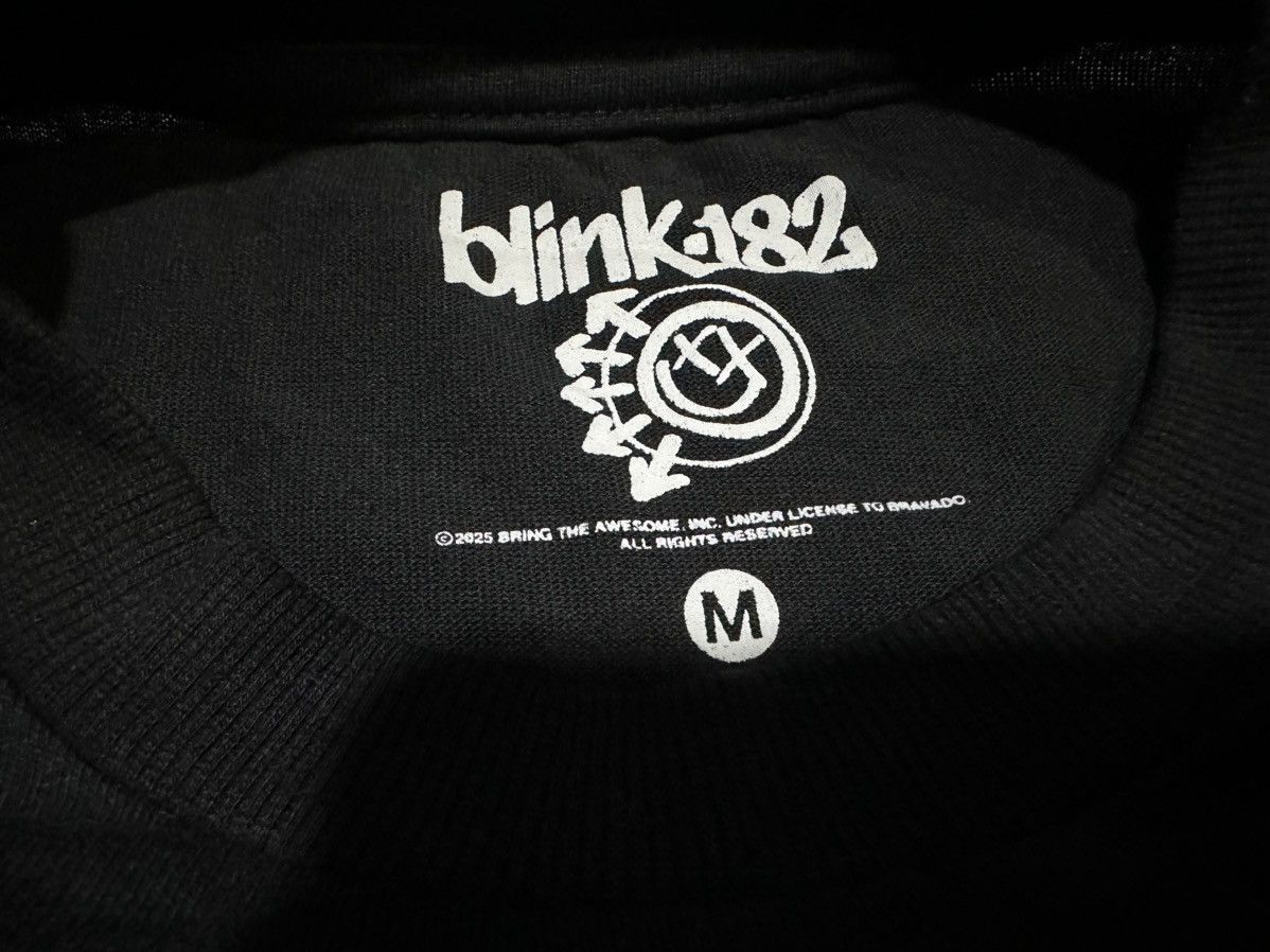 Band Tees 🔥Blink 182 Shirt Size US M / EU 48-50 / 2 - 4 Thumbnail