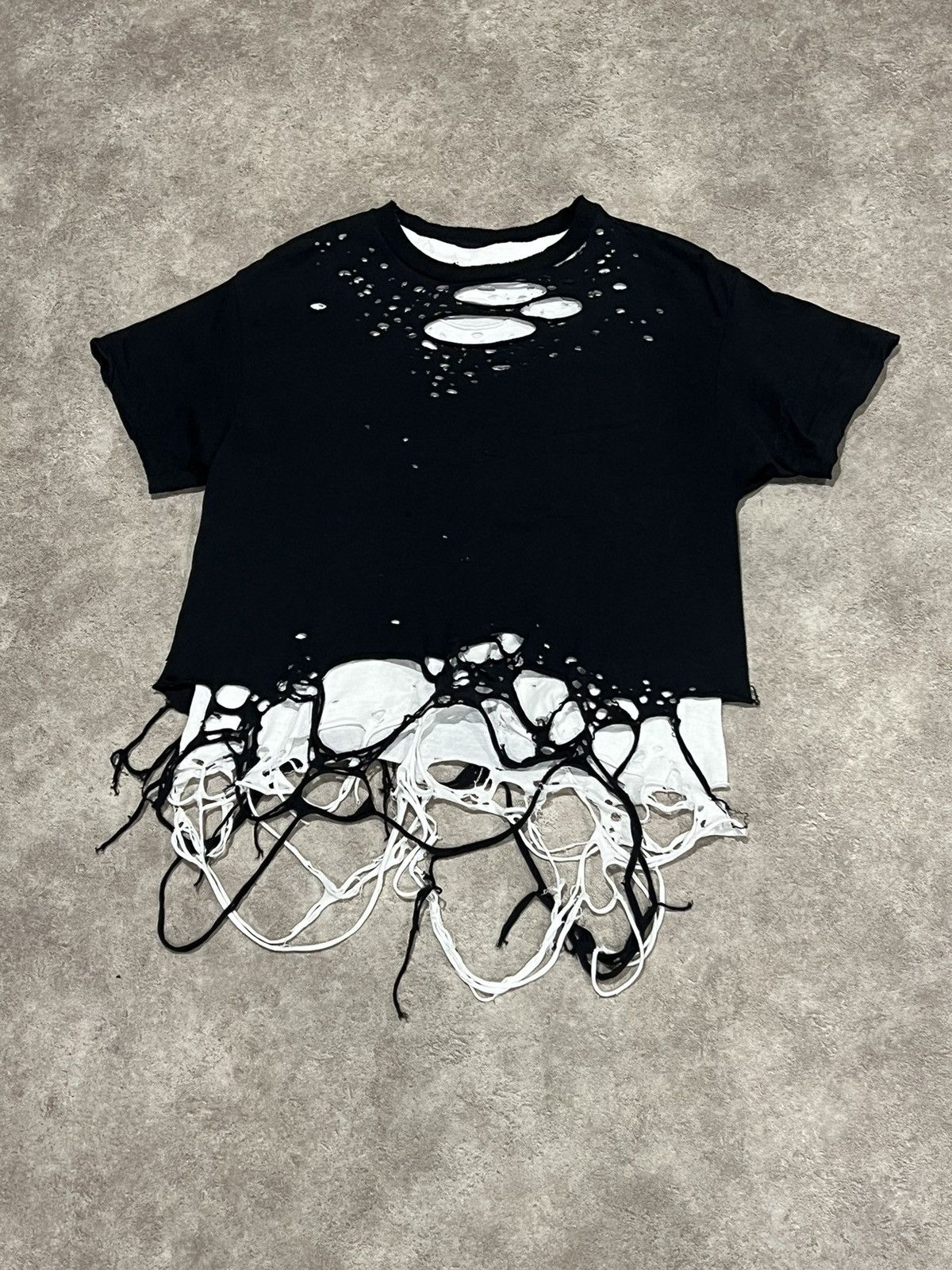 Japanese Brand × Vintage Thrashed Ripped Distressed Black Shirt Size US S / EU 44-46 / 1 - 2 Thumbnail