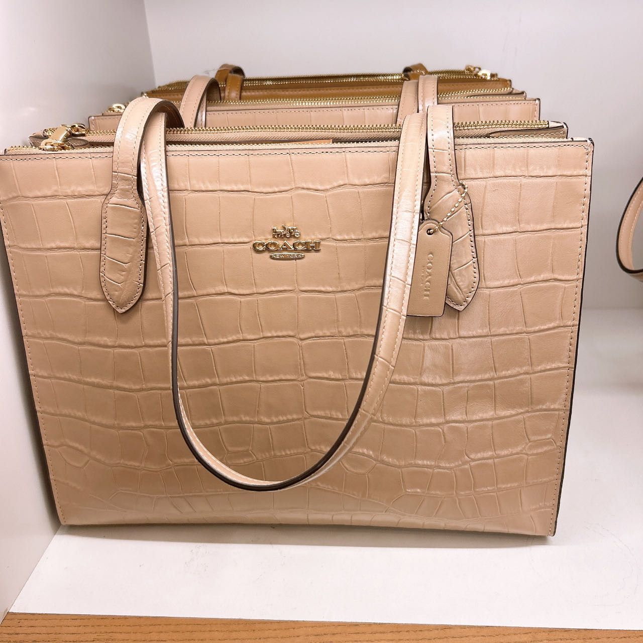 Nina Tote