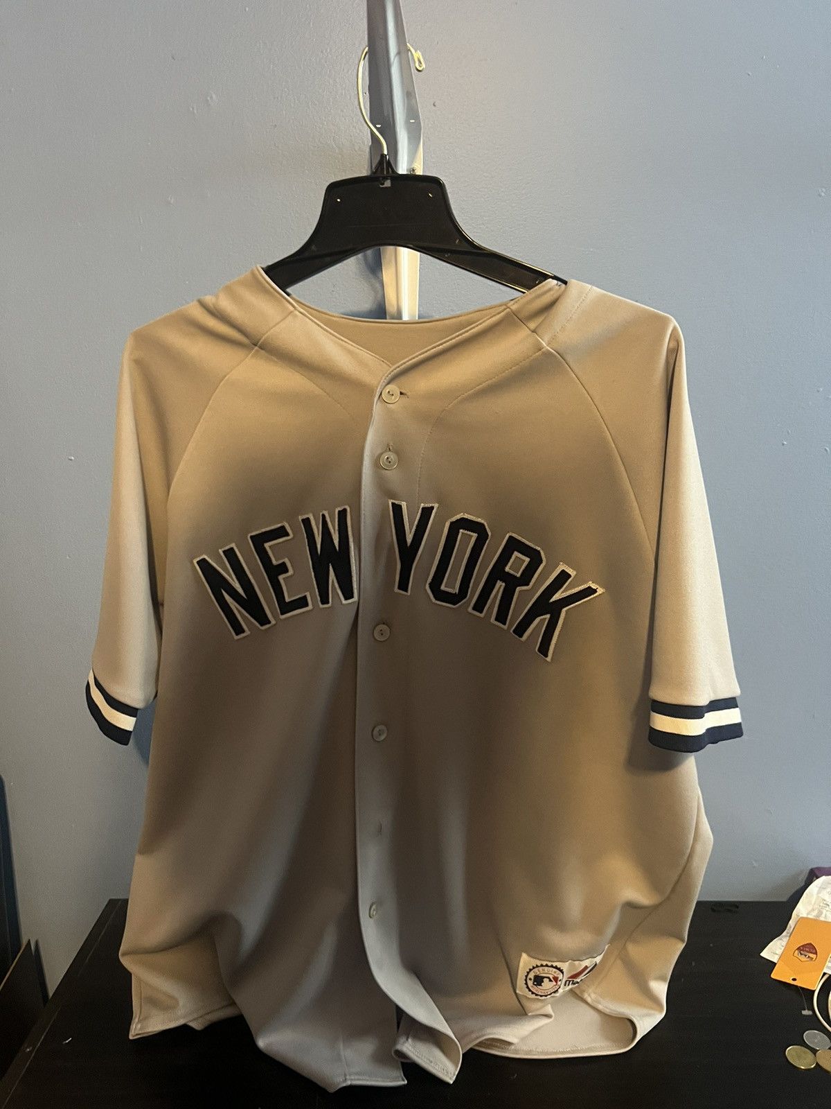 Majestic Aaron Rodriguez Jersey Size US XL / EU 56 / 4 - 1 Thumbnail