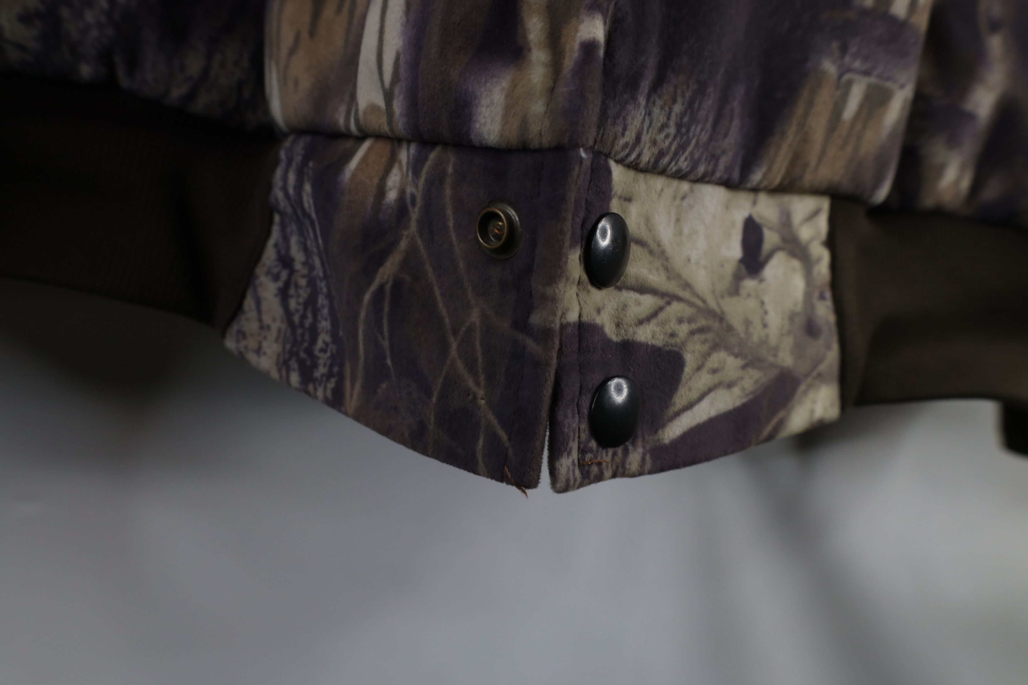 Vintage Vintage 80s Camouflage Soft Cloth Quilt Bomber Jacket USA Size US XXL / EU 58 / 5 - 5 Thumbnail