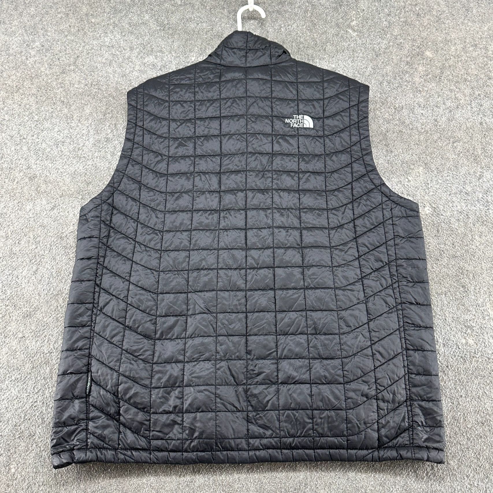 The North Face The North Face Vest Men XL Black Quilted Thermoball Eco Hiking Fashion Brand Logo Size US XL / EU 56 / 4 - 7 Thumbnail