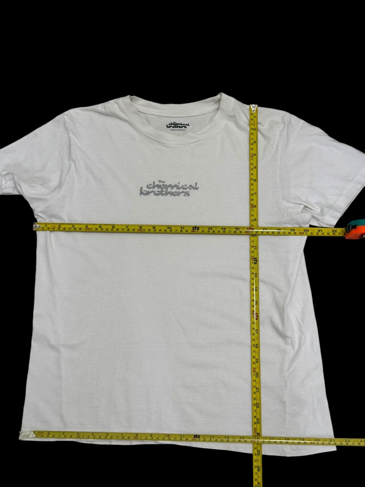 Band Tees × GU THE CHEMICAL BROTHER COLLAB GU JAPANESE BRAND CENTRE LOGO T Size US S / EU 44-46 / 1 - 5 Thumbnail
