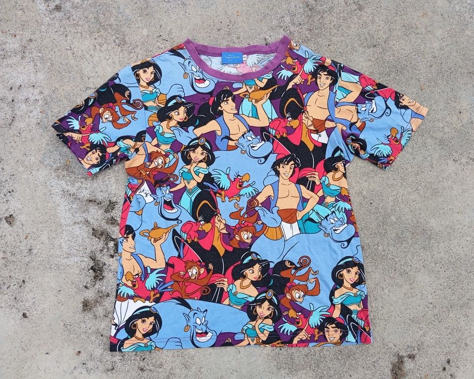 Disney Aladdin 🫖👻 Tshirt Fullprint Cartoon Movie 🎥 🍿 Size US S / EU 44-46 / 1 - 2 Thumbnail