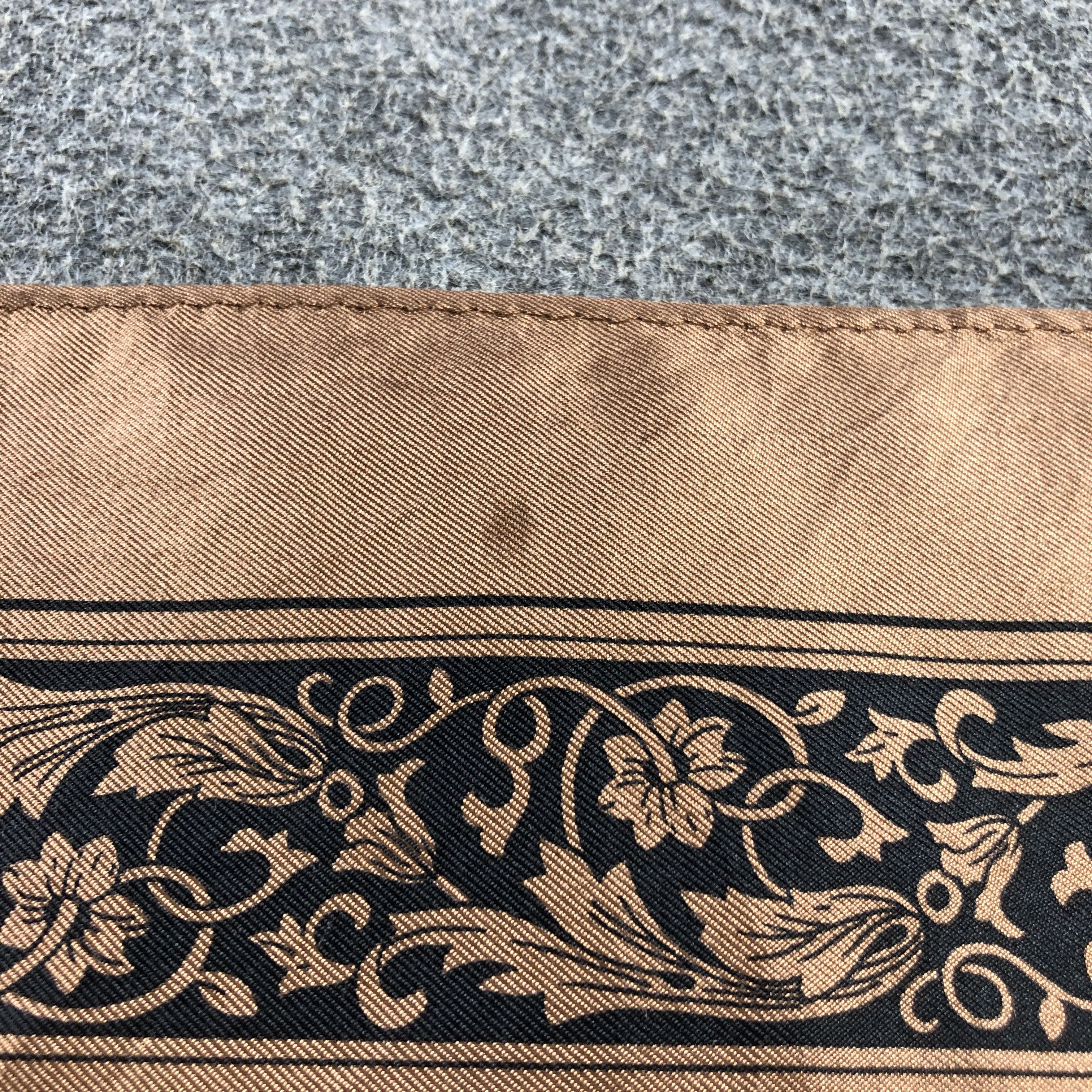 Vintage Vintage Luxury Baroque Silk Scarf M1329 Size ONE SIZE - 6 Thumbnail