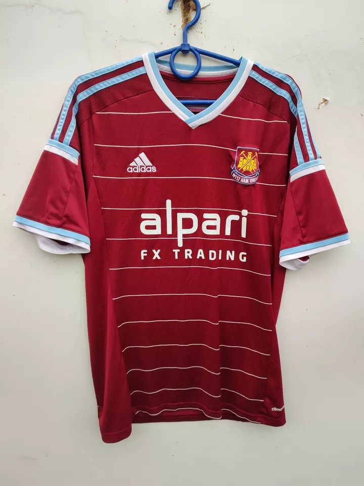 Other WEST HAM UNITED 2014 2015 HOME FOOTBALL Kit SHIRT SOCCER Size US S / EU 44-46 / 1 - 1 Thumbnail