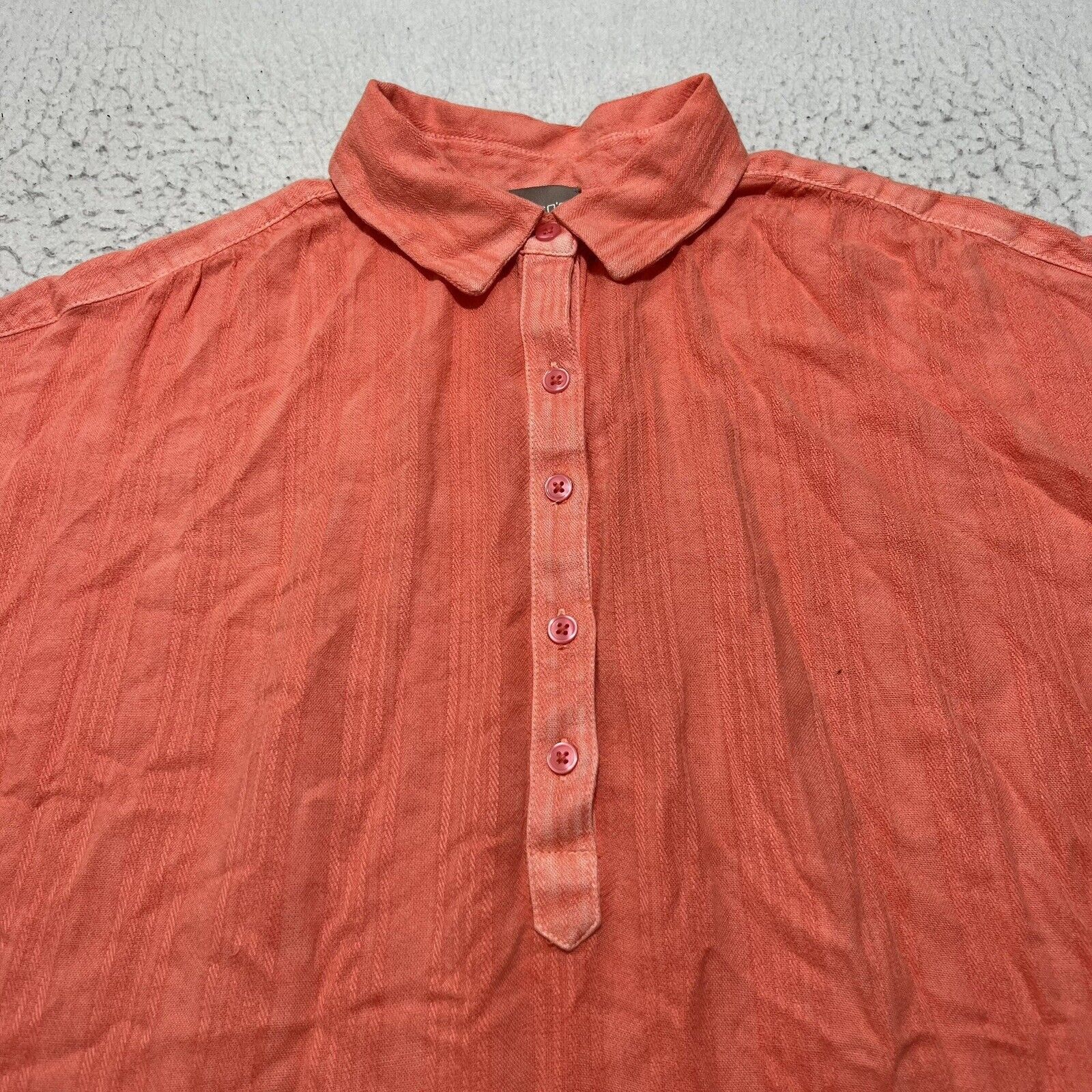 Chicos Chico's Large Linen Blend Short Sleeve Half Button Up Shirt Size L / US 10 / IT 46 - 2 Thumbnail