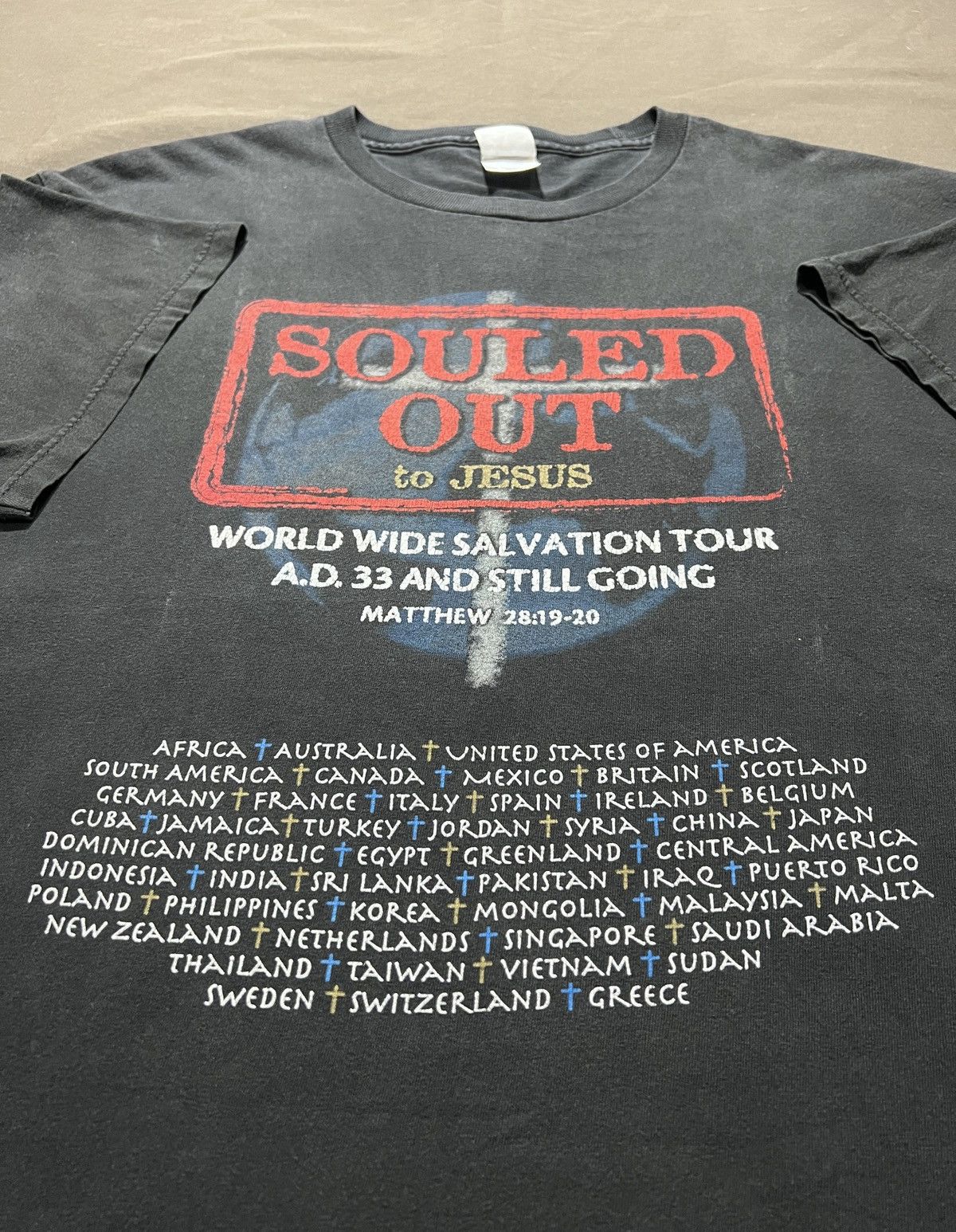Vintage Vintage Y2K Souled Out to Jesus God Bible Holy Tour XL Faded Size US XL / EU 56 / 4 - 1 Thumbnail