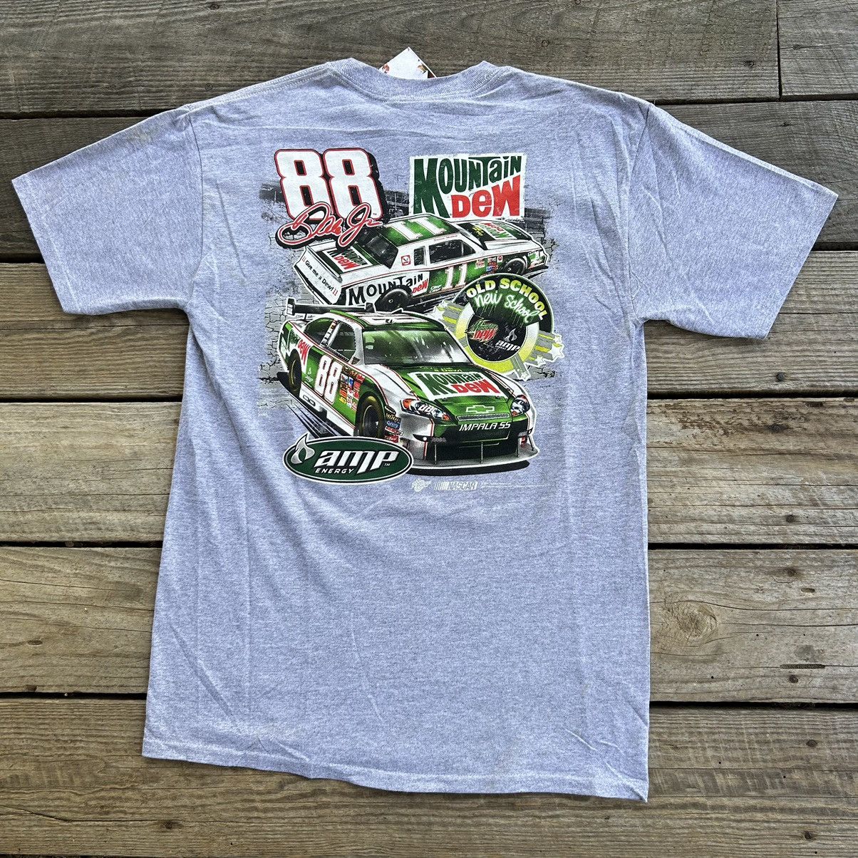 Chase Authentics × NASCAR × Vintage Vintage Y2K NASCAR Dale Jr Mountain Dew Racing T Shirt Size US M / EU 48-50 / 2 - 1 Thumbnail