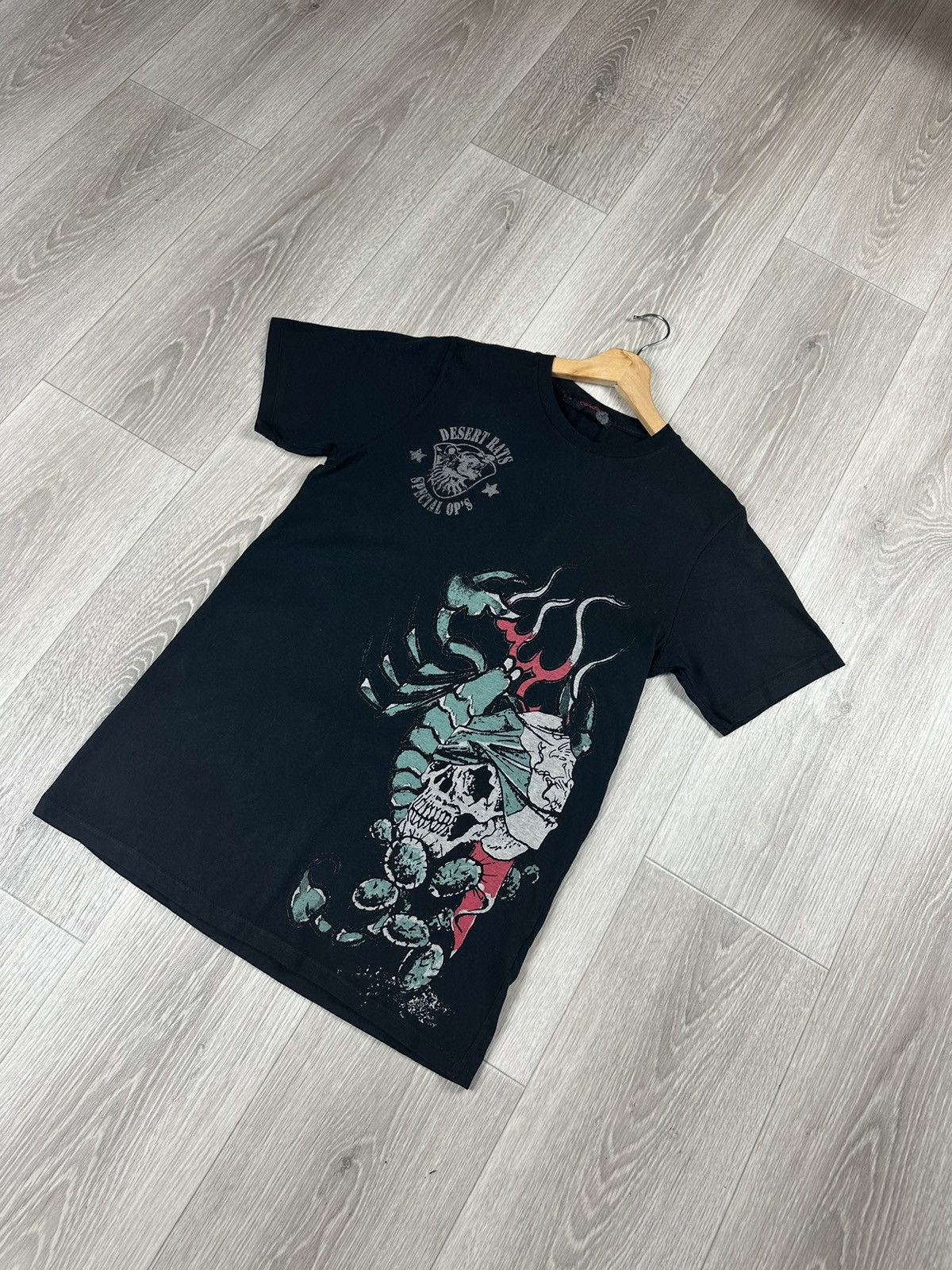 Christian Audigier × Ed Hardy × Japanese Brand Vintage Women’s Ed Hardy T-Shirt Made in USA Size S / US 4 / IT 40 - 3 Thumbnail