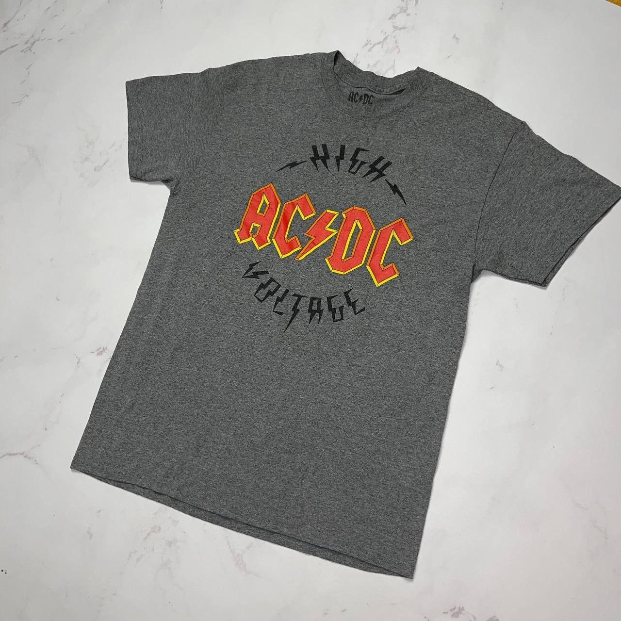 Vintage AC/DC 2010 T-shirt official merchandise High Voltagr Size M Size US M / EU 48-50 / 2 - 2 Thumbnail