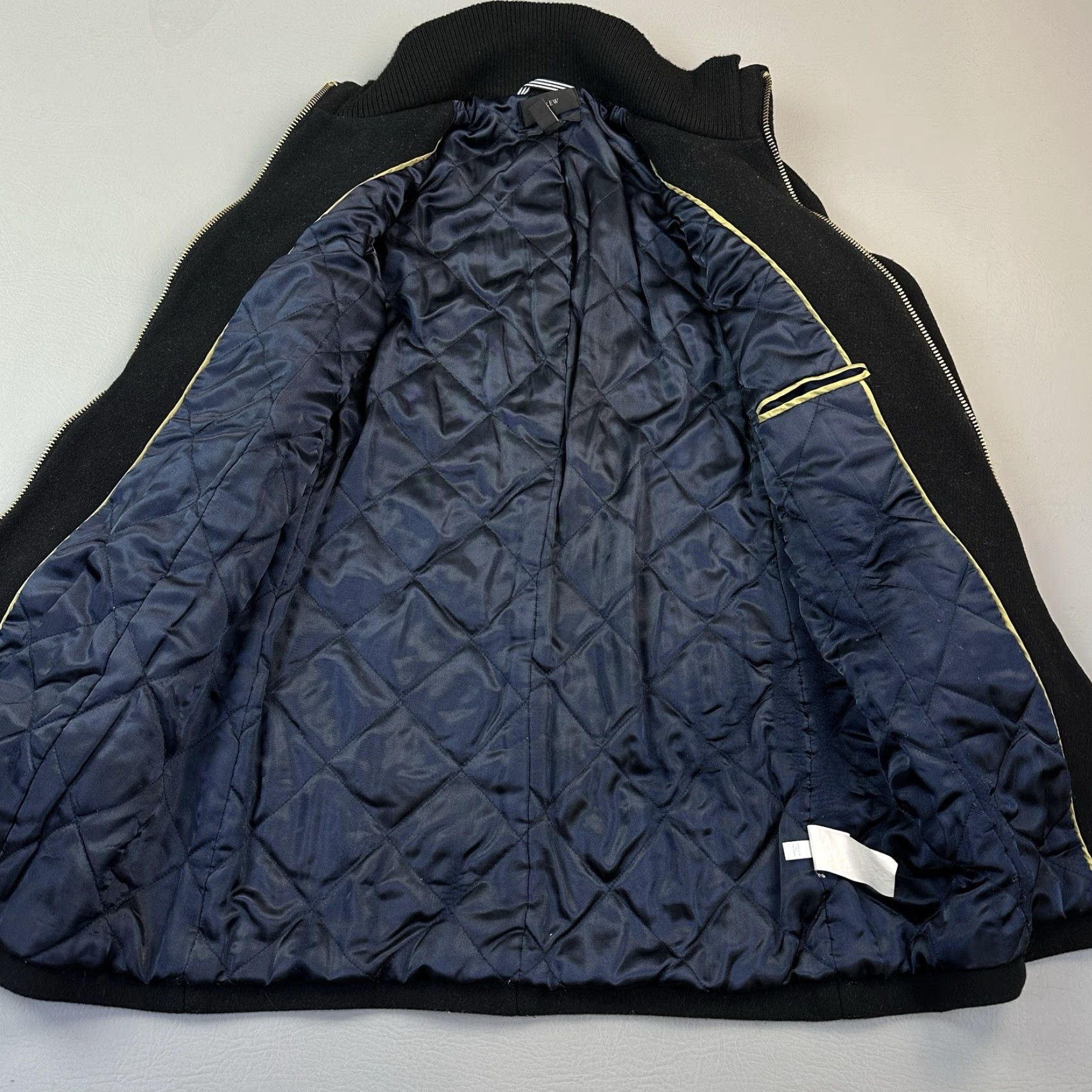 J.Crew J. Crew Lodge Coat Women's 4 Black Wool Quilt Lined Jacket Outdoor Size S / US 4 / IT 40 - 4 Thumbnail