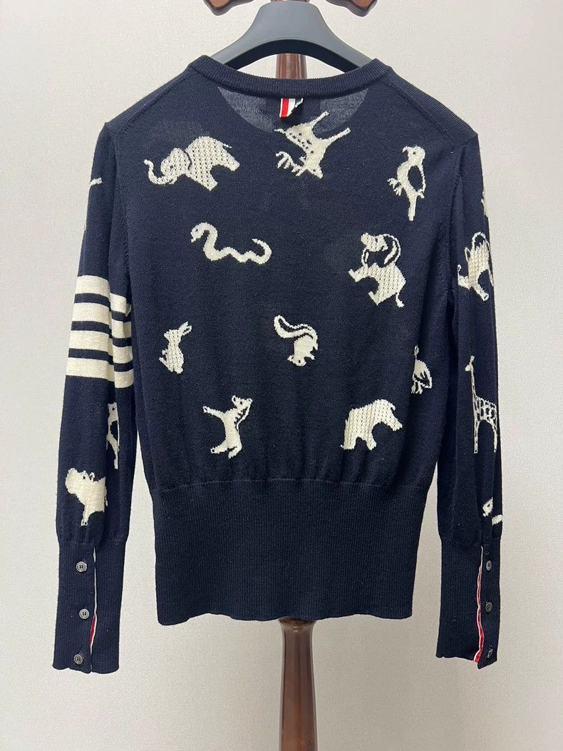 Thom Browne Thom Browne Animal embroidered knit sweater Size US M / EU 48-50 / 2 - 2 Thumbnail