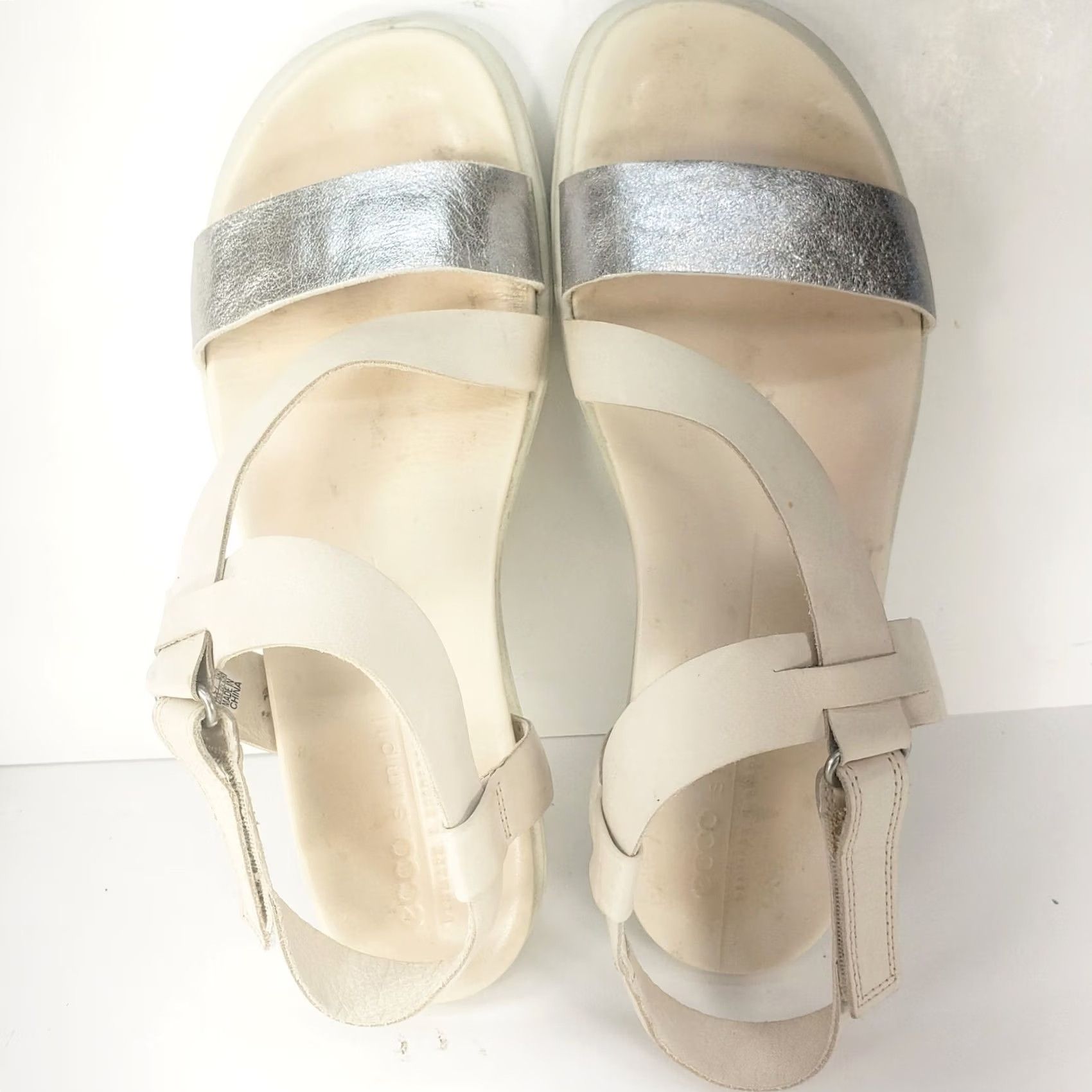 Ecco ECCO Simpil Sandal Womens 9-9.5 Beige Leather Silver Crossover Ankle Strap Low Heel SS Casual Dress Mid-High Approval Ladies 40 Sandal NICE Size US 9.5 / IT 39.5 - 6 Thumbnail