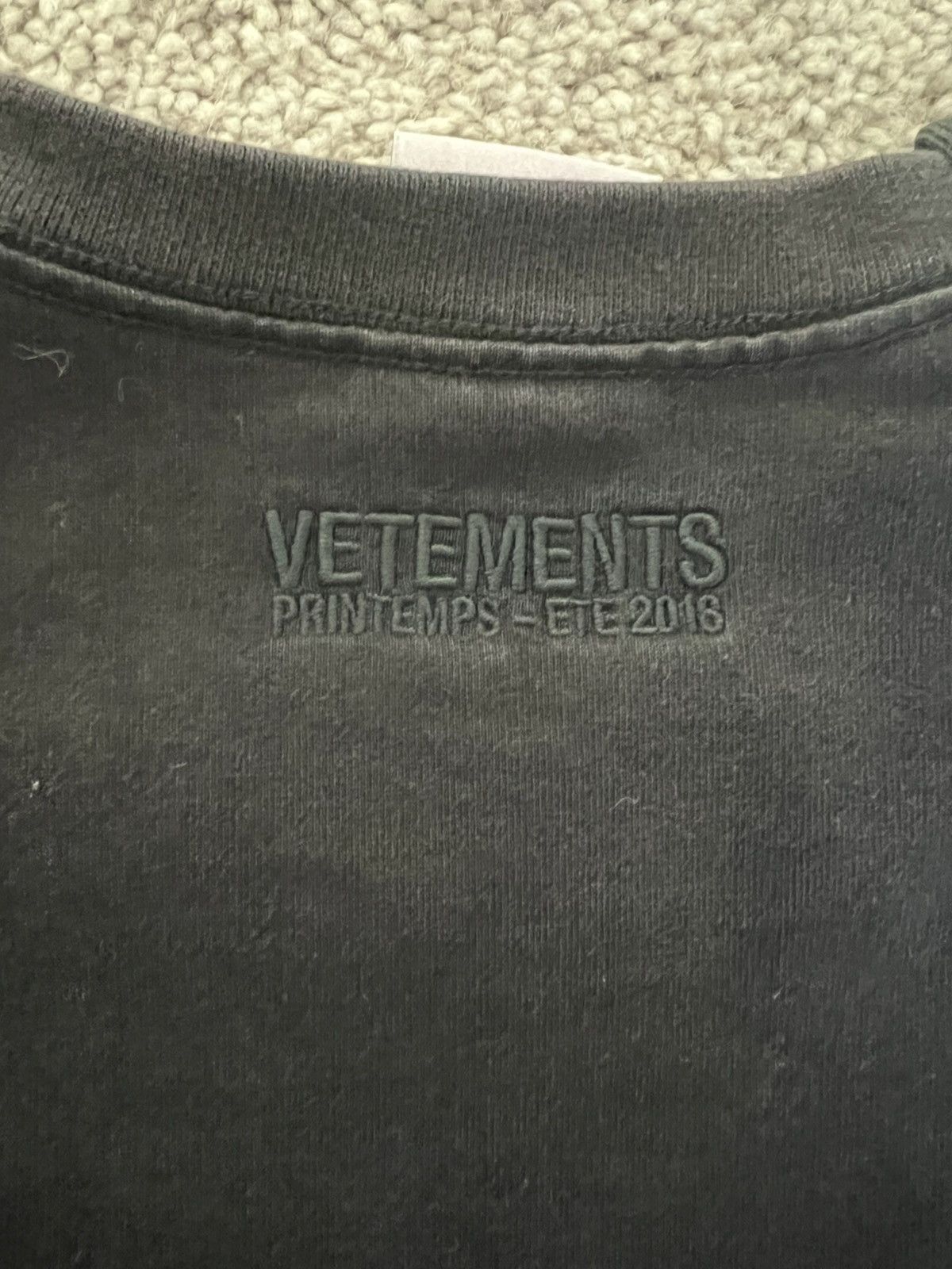 Vetements Vetements Zurich Long-sleeve Size US S / EU 44-46 / 1 - 3 Thumbnail