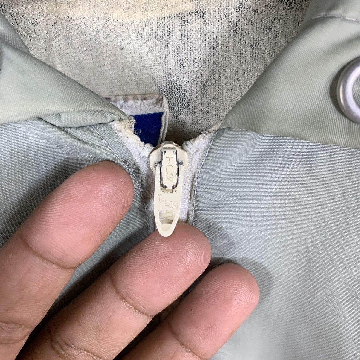 Champion × Vintage VINTAGE CHAMPION BEDFORD TRACK LIGHT ZIPPER HOODIE JACKET Size US L / EU 52-54 / 3 - 13 Thumbnail