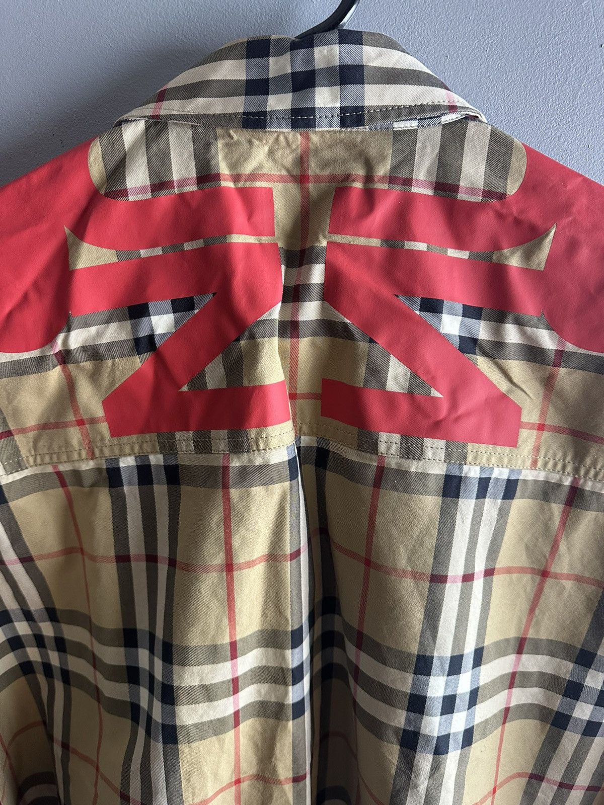 Burberry Checked Burberry Light Jacket Red Lettering Size Small Size US S / EU 44-46 / 1 - 6 Thumbnail