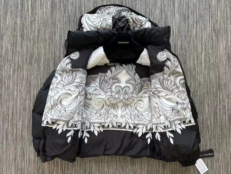 Versace Versace double-sided thick cotton clothing Size US M / EU 48-50 / 2 - 3 Thumbnail