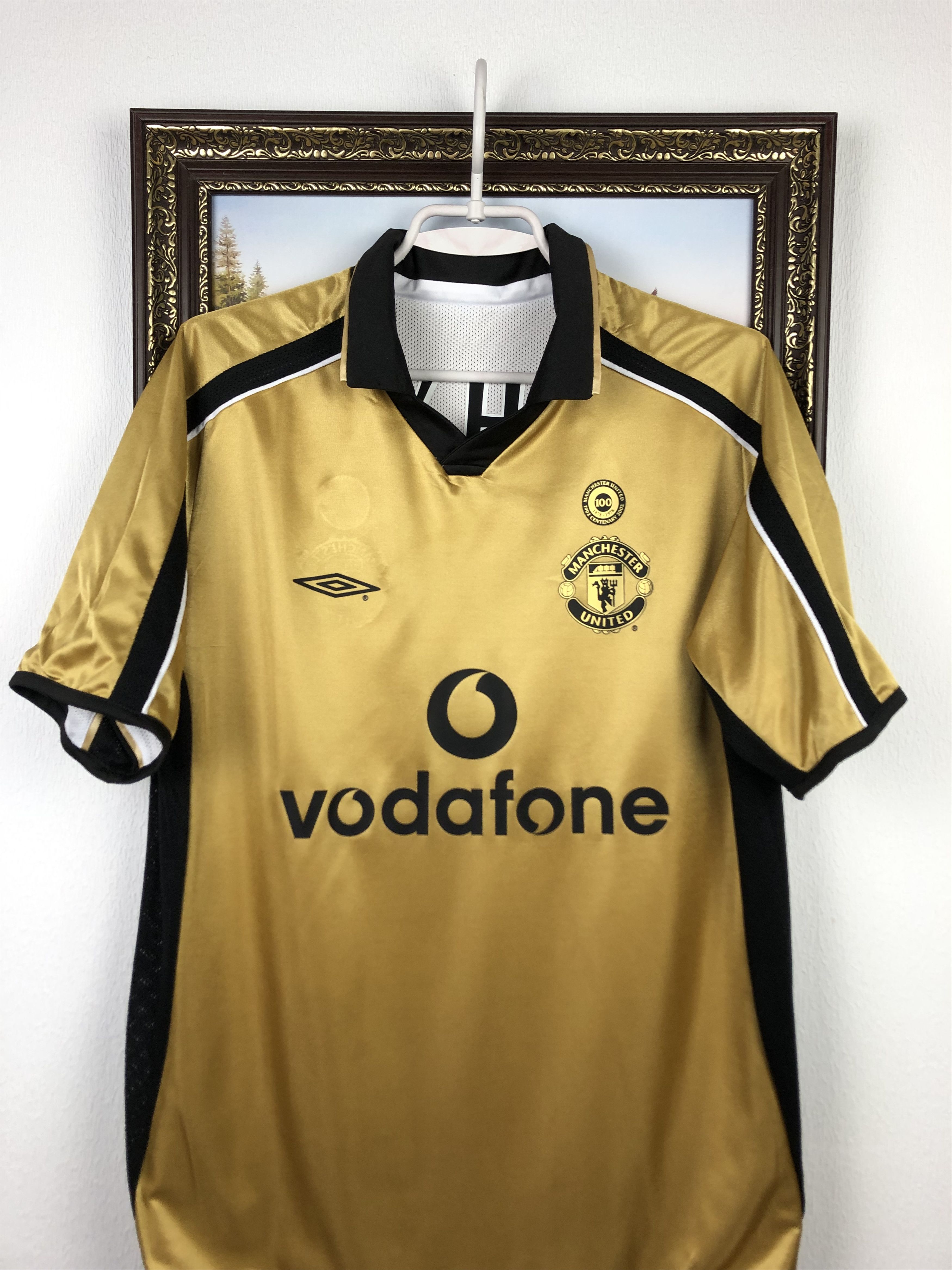 Umbro Manchester United football shirt Soccer #7 Beckham Jersey Size US L / EU 52-54 / 3 - 10 Thumbnail