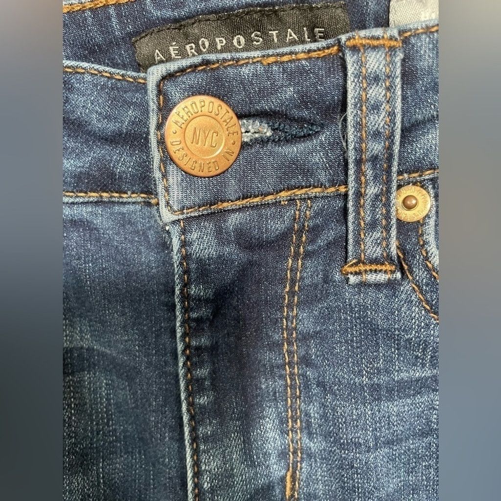 Aeropostale AEROPOSTALE Floral Embroidered Jeans Women’s Size 0. Size 25" / US 0 / IT 36 - 14 Thumbnail