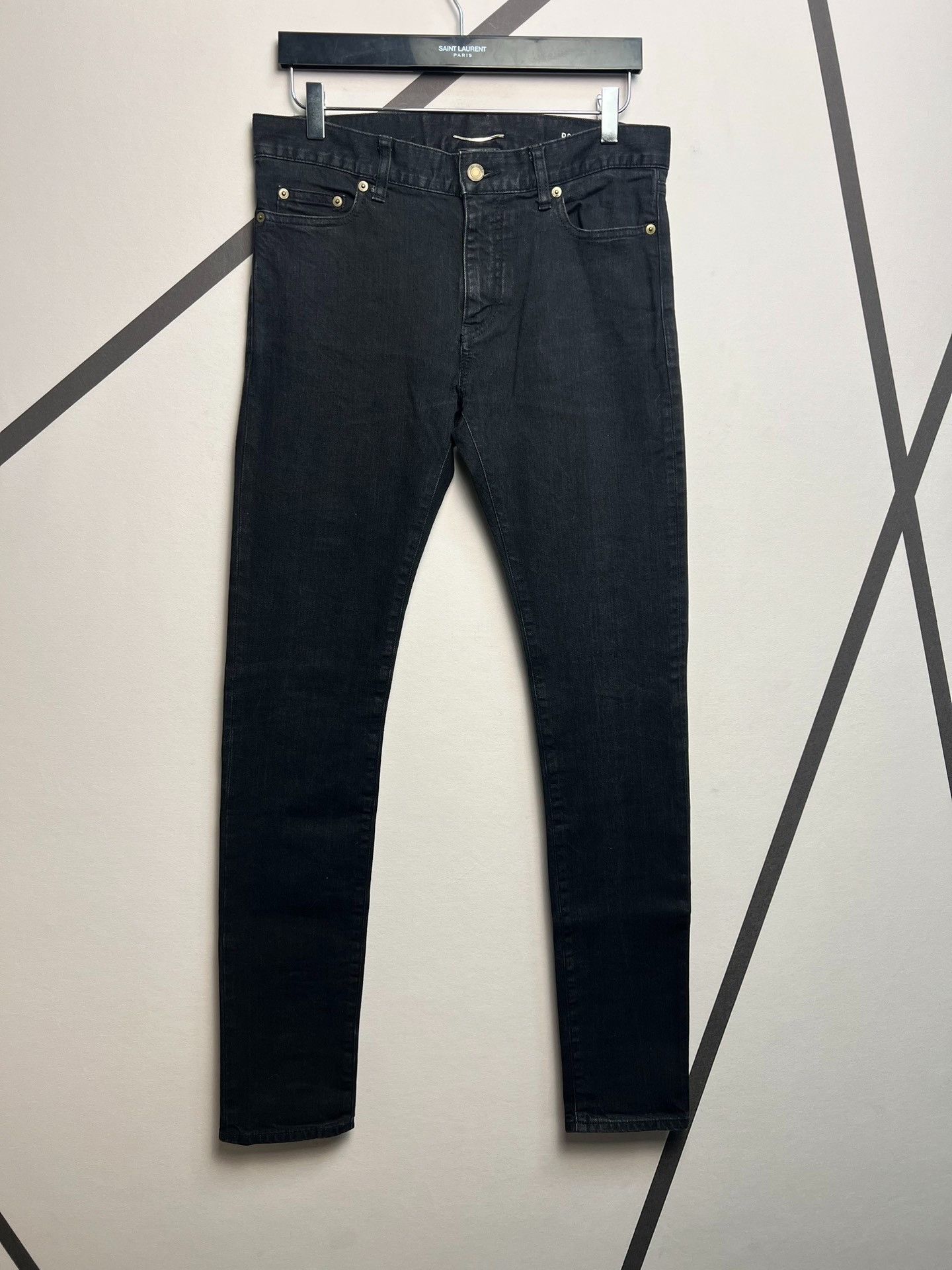 Saint Laurent Paris Saint laurent Black Basic Jeans 2501-Nextarrow Size US 31 - 1 Thumbnail