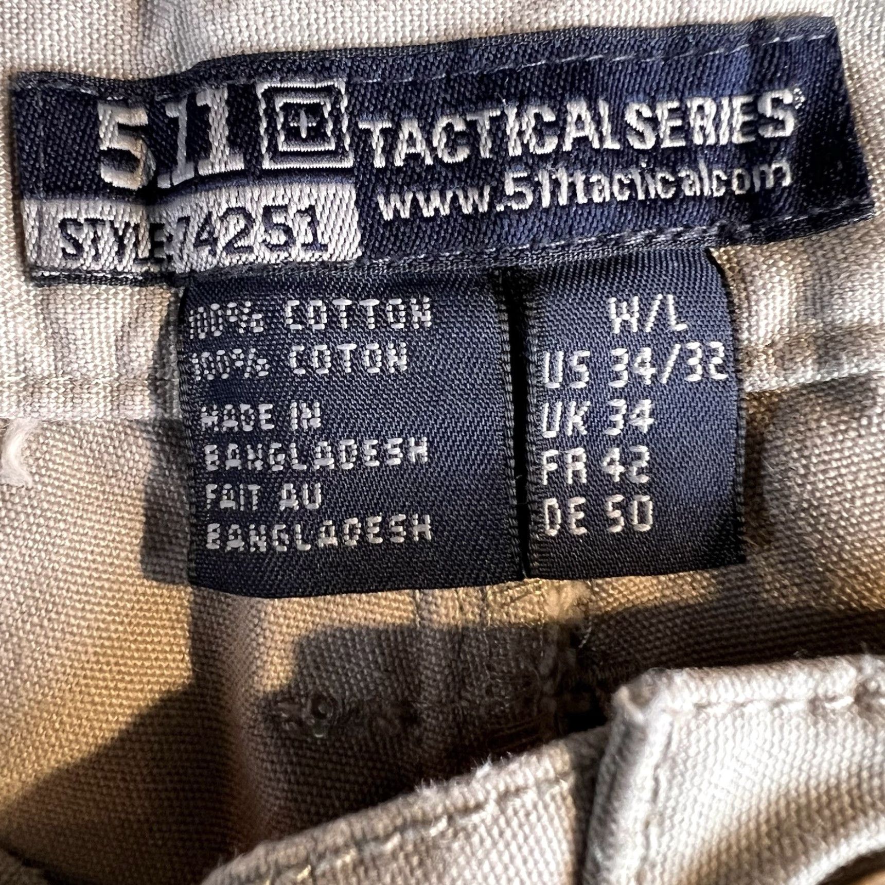 Vintage VINTAGE 5.11 Tactical Mens Regular Fit Canvas Cargo Pants 34x32 Khaki 74251 Size US 34 / EU 50 - 3 Thumbnail