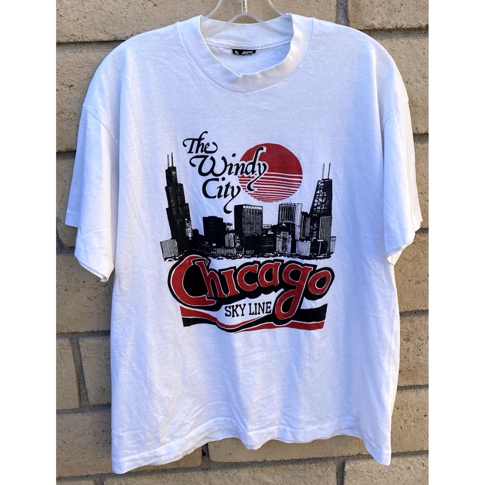 Vintage VINTAGE Chicago Windy City Skyline T-Shirt Made In USA 90s XL White Cotton Blend 50/50 Short Sleeve Crew Neck Men Mens 90s City Graphic Print Shirt Size US XL / EU 56 / 4 - 3 Thumbnail