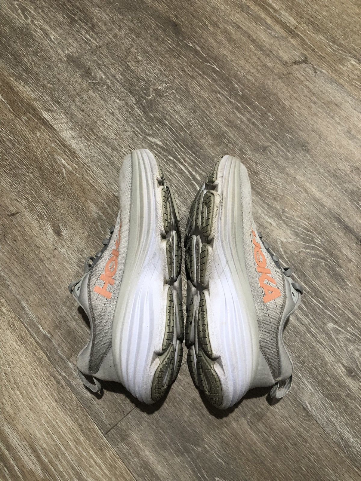 Hoka Hoka One One Bondi 8 Shoes Womens Size 6.5 Wide Gray Size US 6.5 / IT 36.5 - 9 Thumbnail