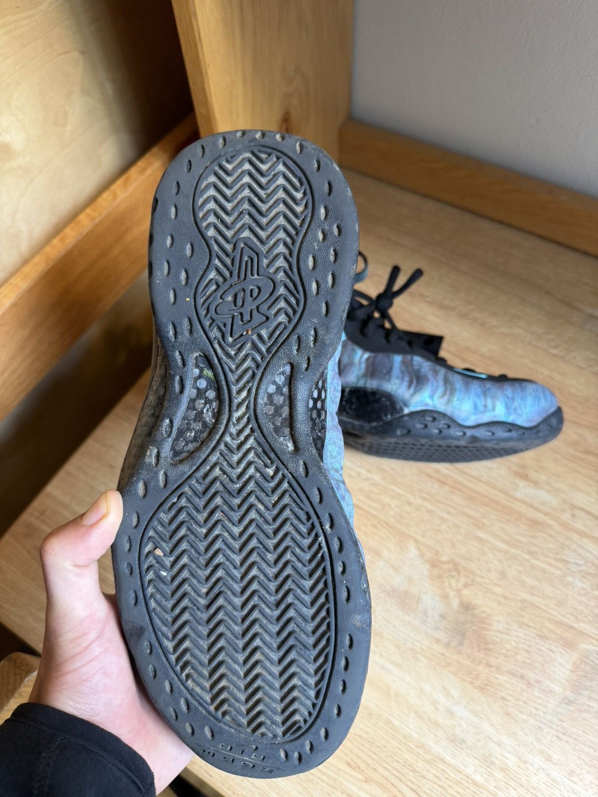 Nike Nike foamposite abalone Size US 10.5 / EU 43-44 - 4 Thumbnail