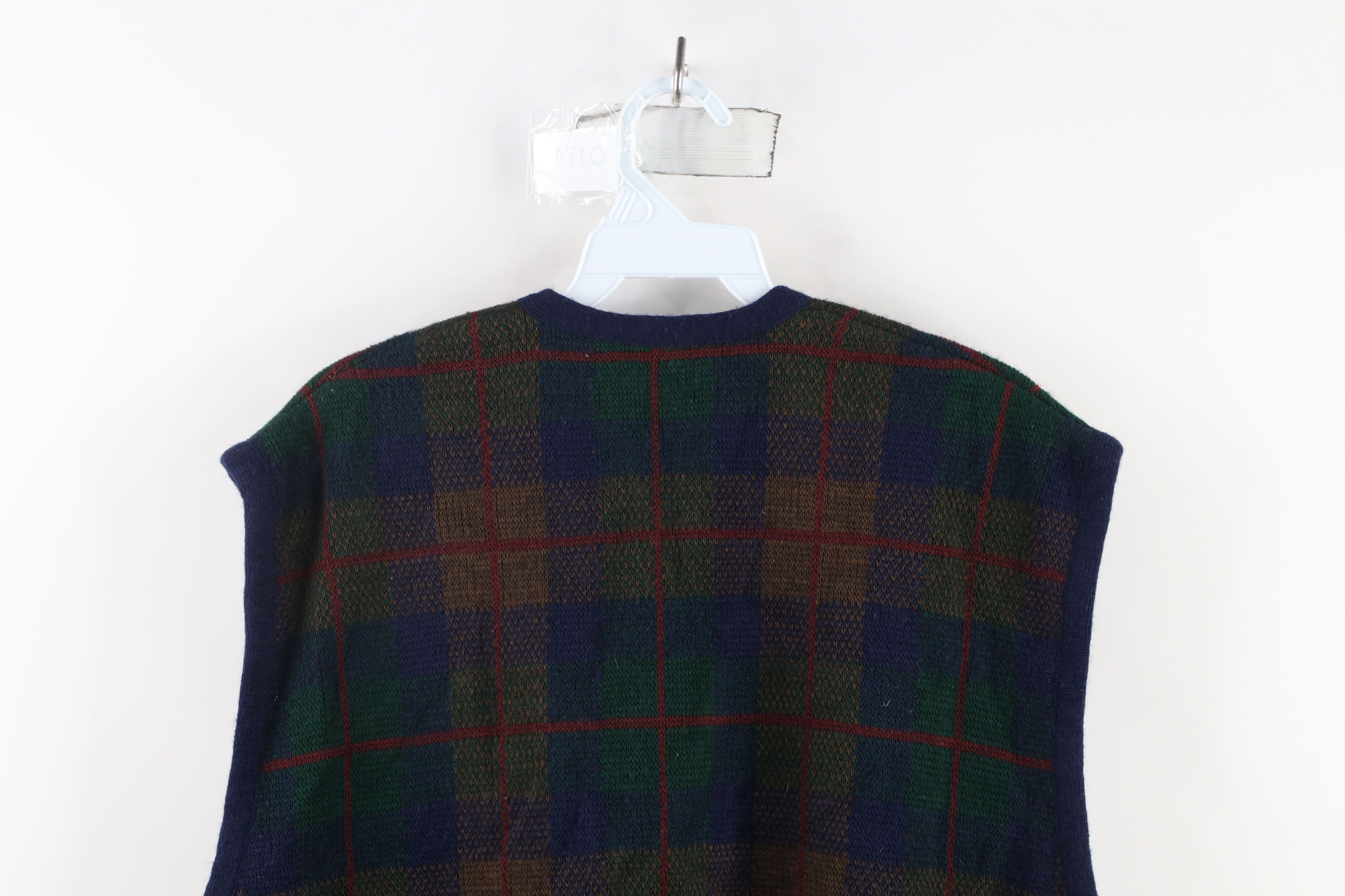 Vintage Vintage 90s Streetwear Knit Cardigan Sweater Vest Plaid Size US M / EU 48-50 / 2 - 8 Thumbnail
