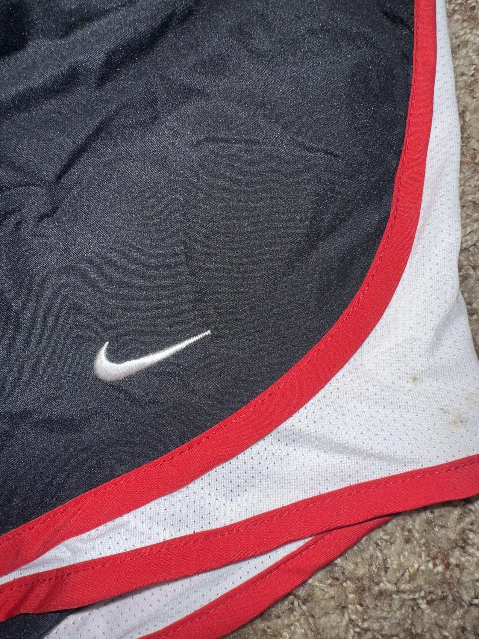 Nike Nike Dri-Fit Tempo Running Shorts Black 2016 Size 28" / US 6 / IT 42 - 2 Thumbnail
