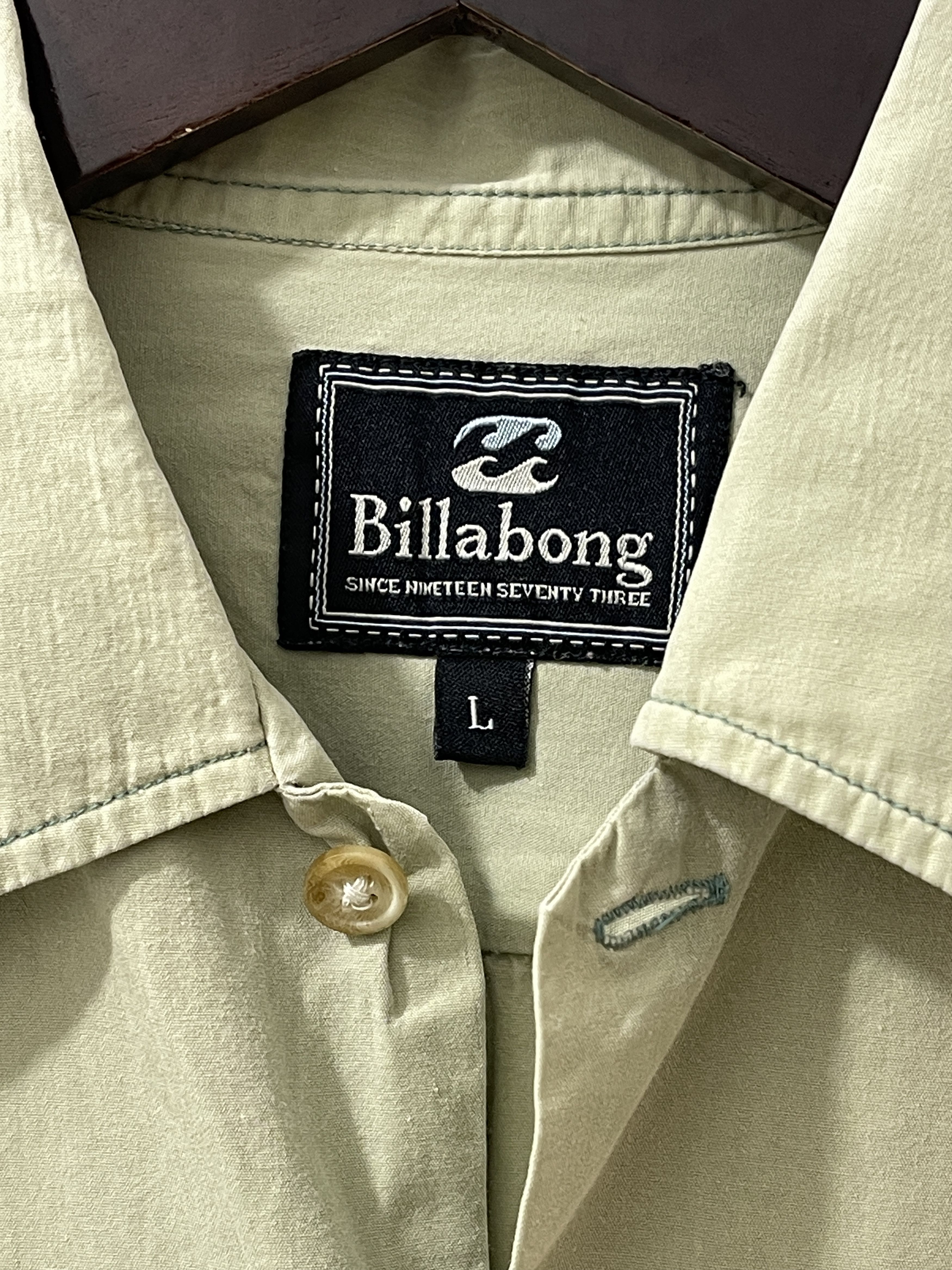 Billabong Vintage Billabong Y2k Beach Art Cropped Shirts Size US L / EU 52-54 / 3 - 4 Thumbnail