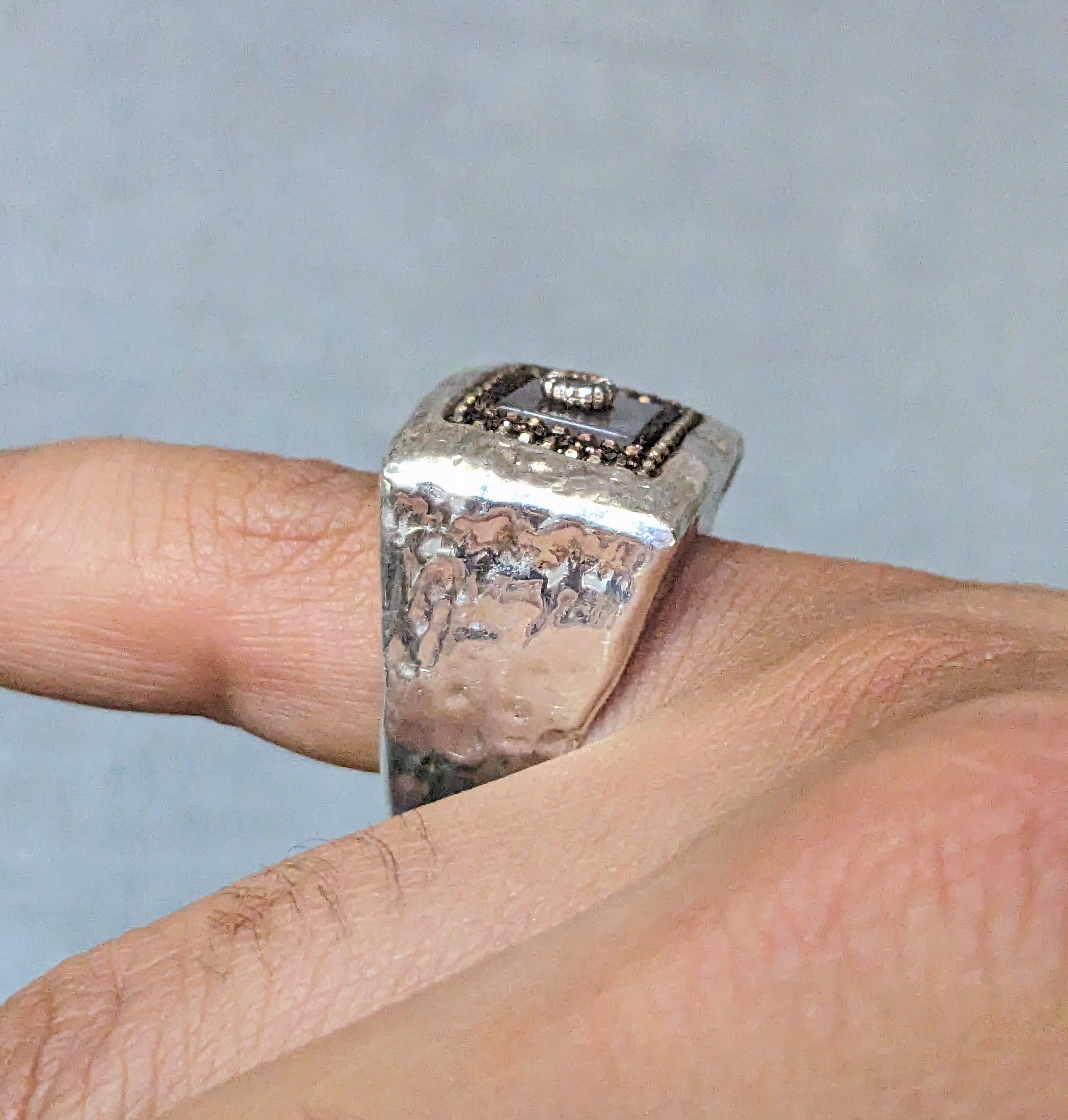 Jewelry Vintage Sterling Silver Ring Size 7.5 Hammered Modern Y2K Size ONE SIZE - 15 Thumbnail