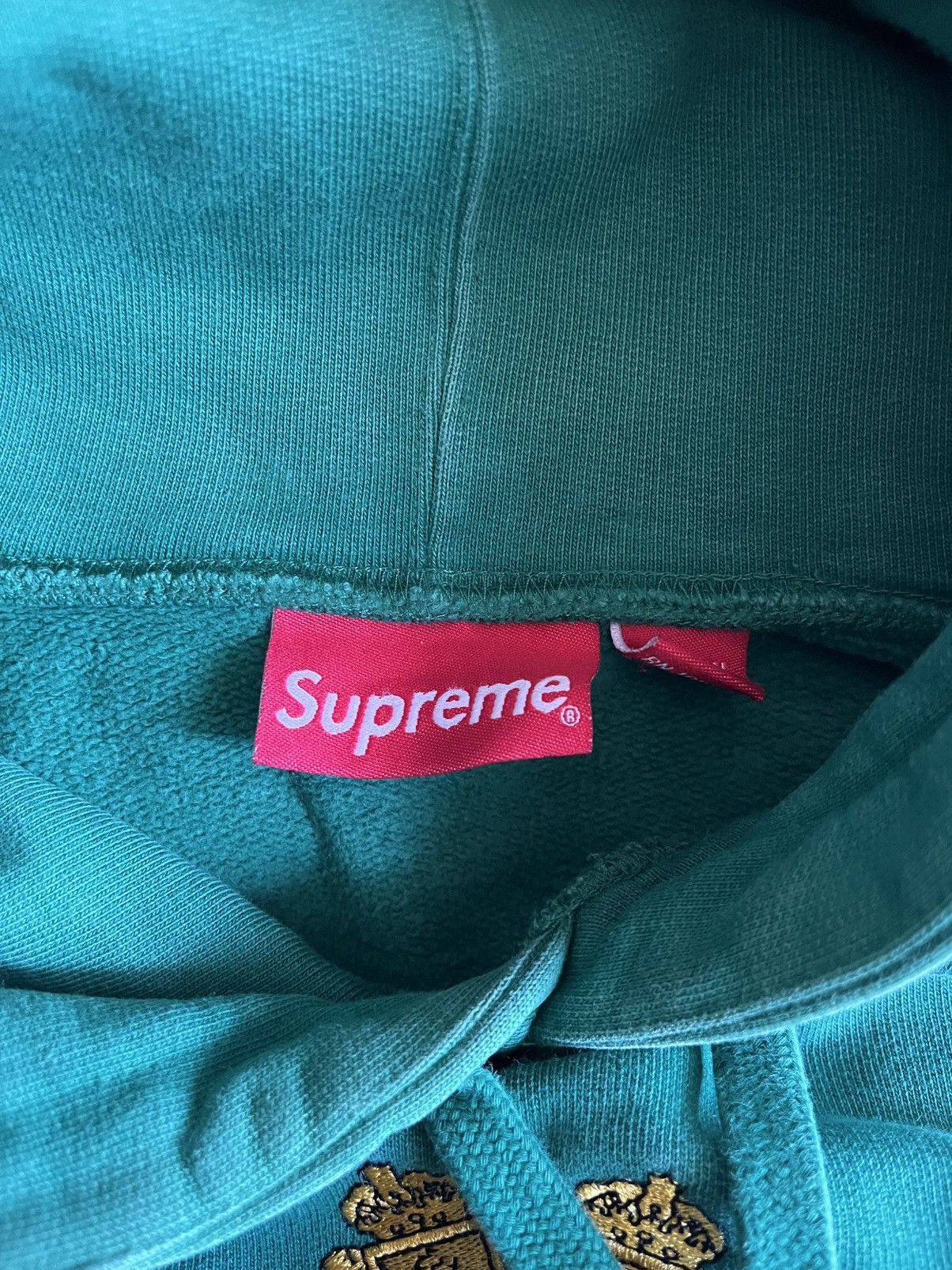 Supreme Love or Hate F/W 2018 Size US M / EU 48-50 / 2 - 3 Thumbnail