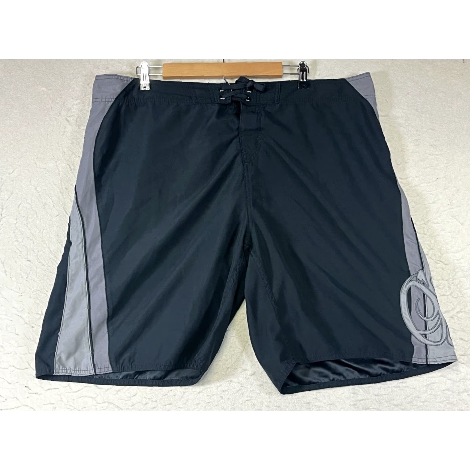 O'Neill O’Neill Men’s Swim Trunks Board Shorts Size 40 Black Striped Beach Surf Swimwear Mens Size US 40 / EU 56 - 2 Thumbnail