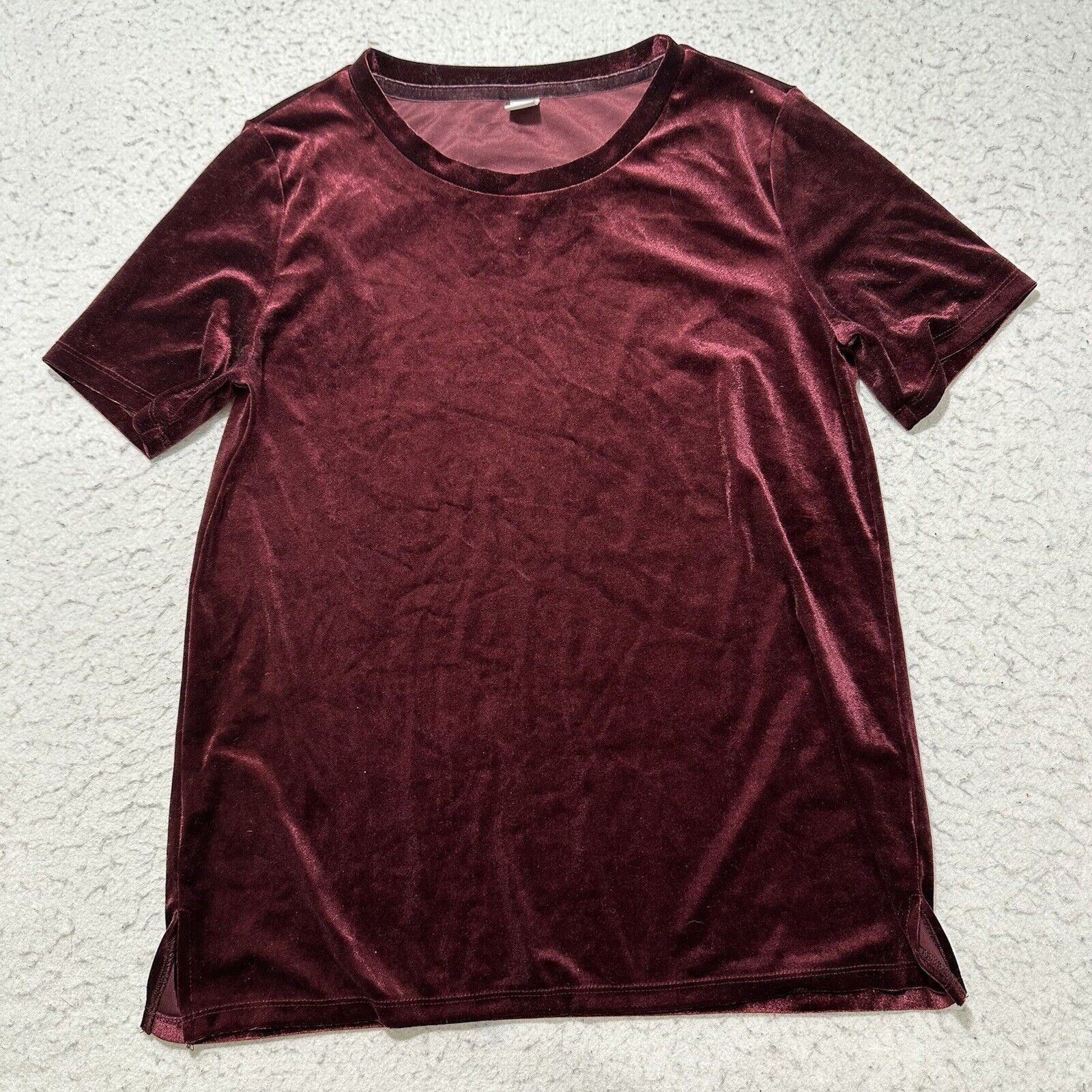 Old Navy Old Navy XS Burgundy Soft Velour Crewneck T Shirt Pullover Size XS / US 0-2 / IT 36-38 - 1 Thumbnail