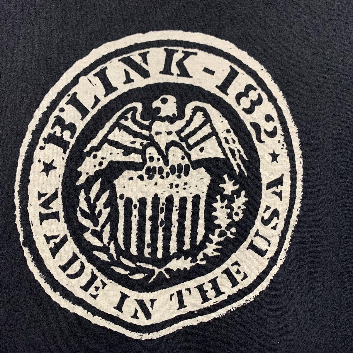 Band Tees Blink 182 Band T-shirt Size US L / EU 52-54 / 3 - 4 Thumbnail