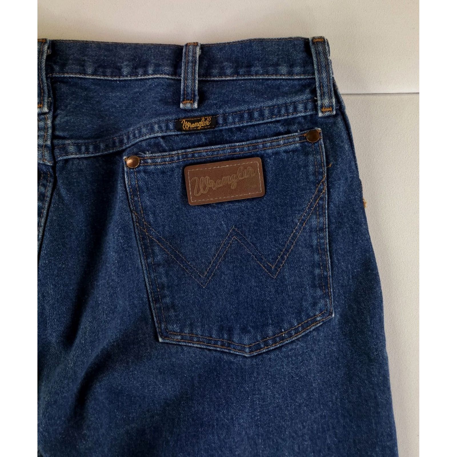 Wrangler VINTAGE Wrangler Jeans 13MWZ Blue Made USA Mens 38x34 36x34 Actual Straight Mens Blue 90s Size US 36 / EU 52 - 3 Thumbnail