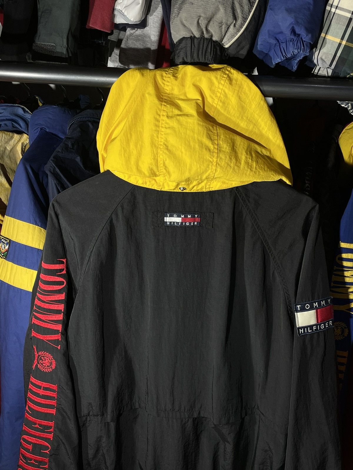 Tommy Hilfiger × Vintage Jacket Tommy Hilfiger Spell Out 90’s Vintage Size US L / EU 52-54 / 3 - 14 Thumbnail