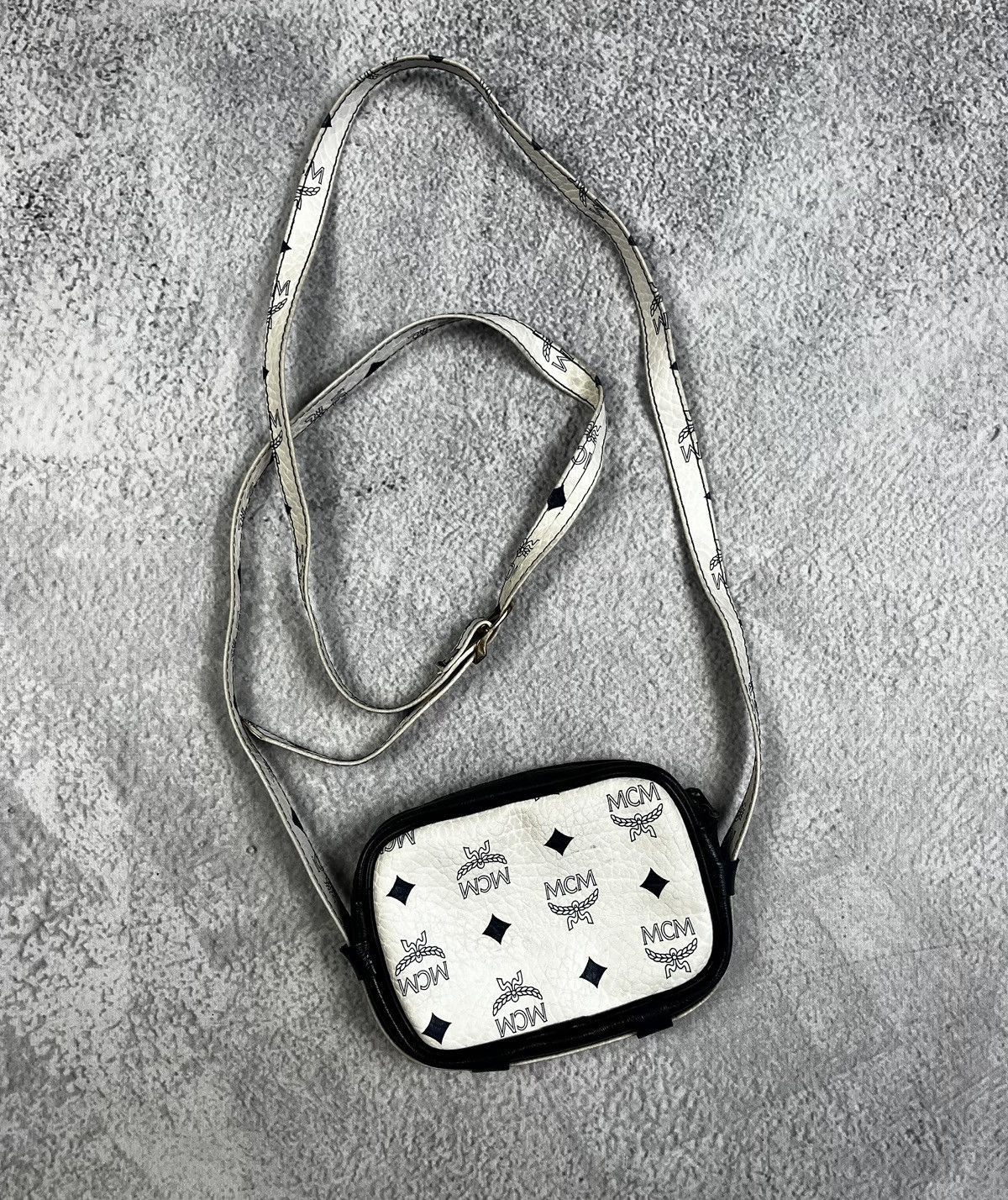 MCM MCM leather mini bag vintage Size ONE SIZE - 1 Thumbnail