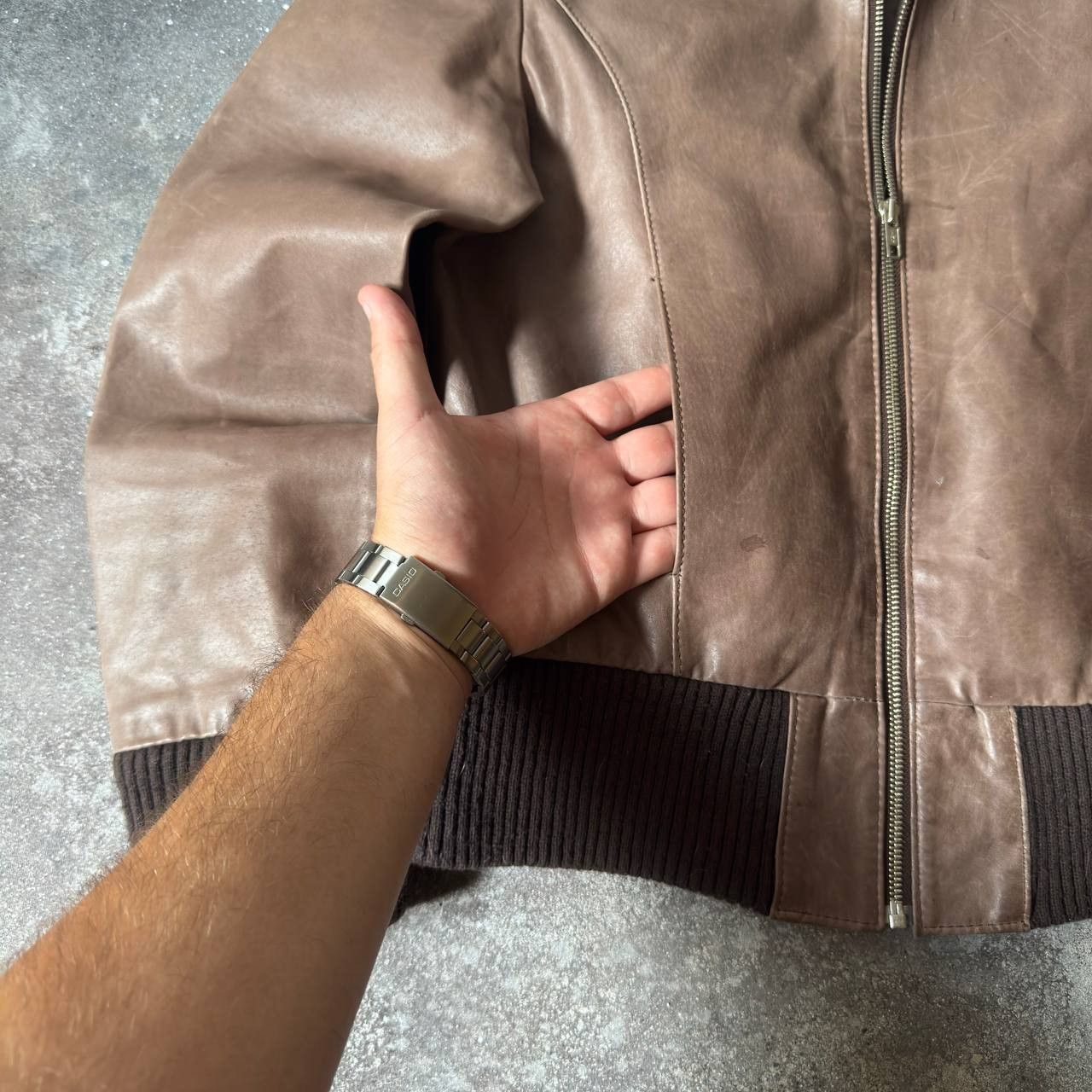 20471120 × If Six Was Nine × Le Grande Bleu (L.G.B.) Amazing Vintage Faded Leather Jacket Size M / US 6-8 / IT 42-44 - 5 Thumbnail